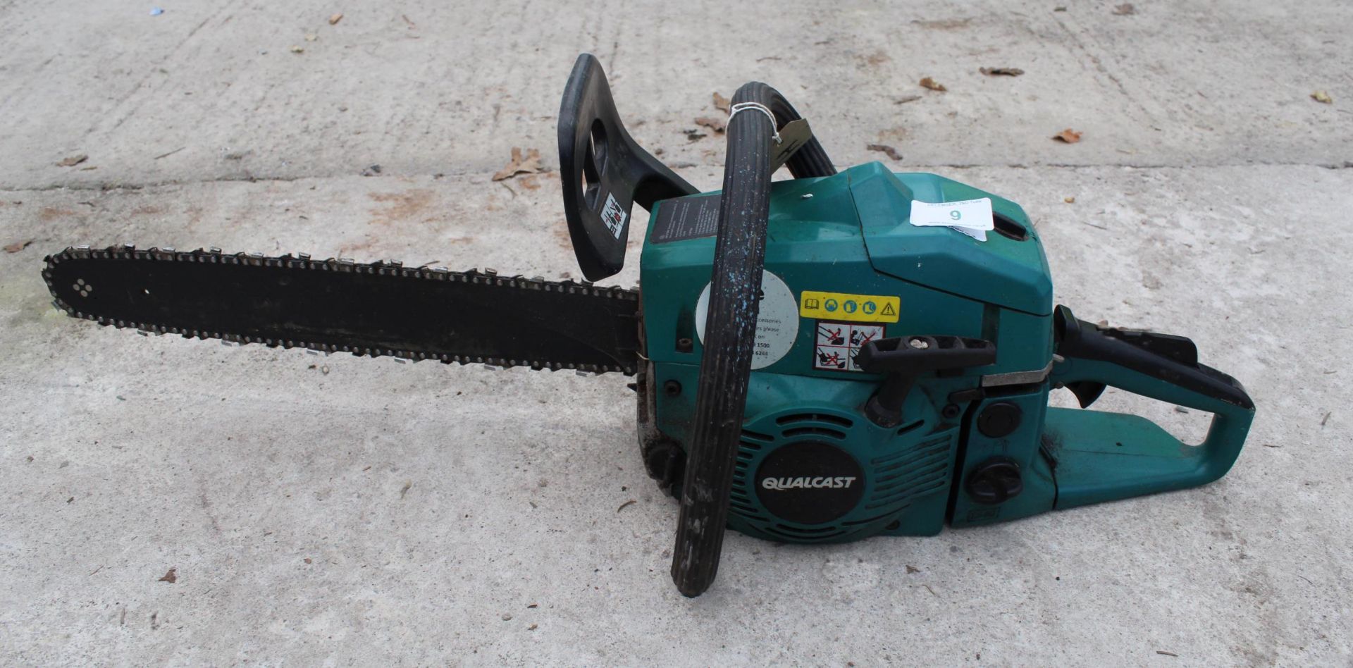 QUALCAST PETROL CHAINSAW GOOD WORKING ORDER NO VAT