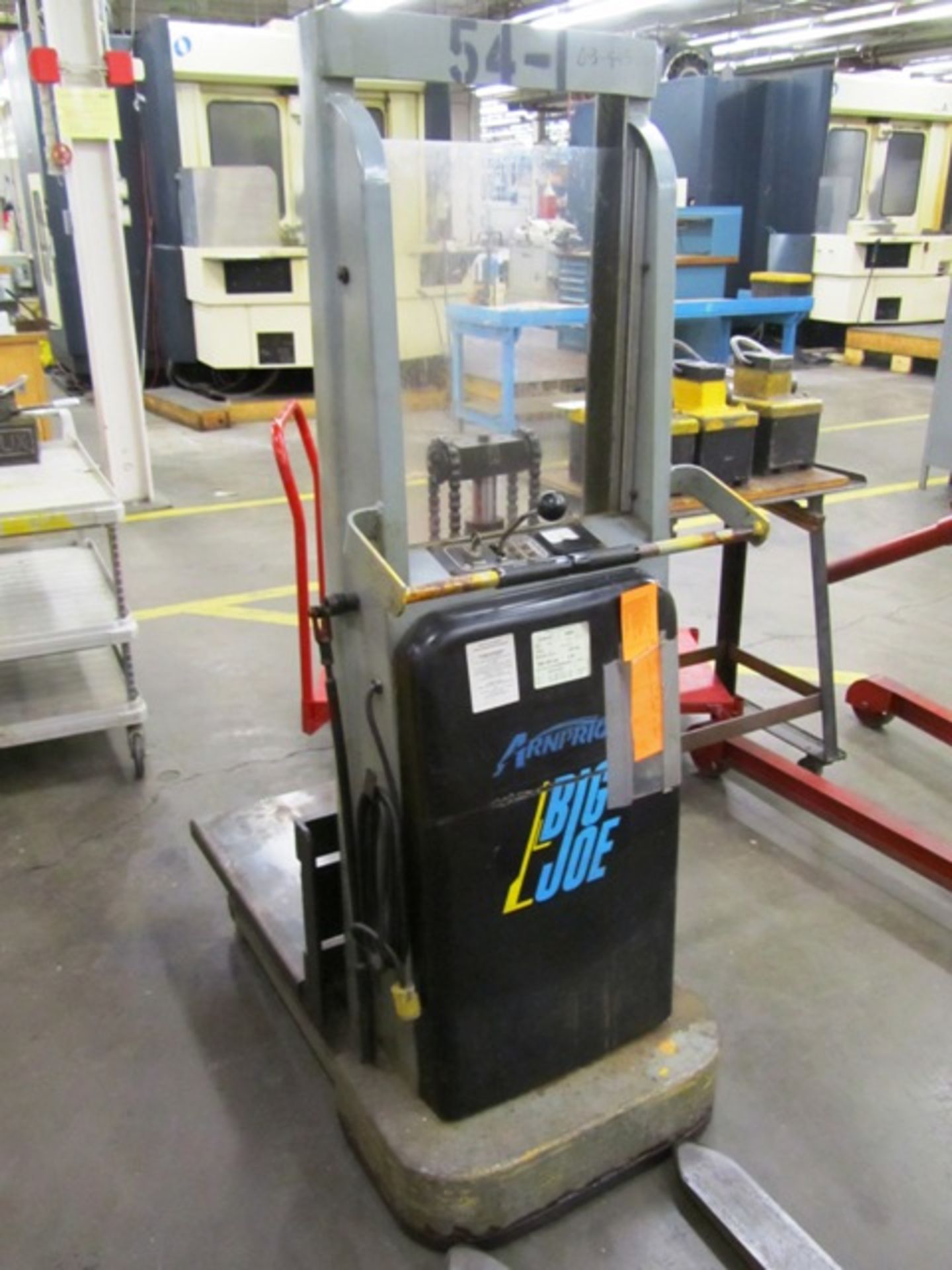 Big Joe Model 1518-R55 1,500lb Capacity Walk Behind Die Lift Truck