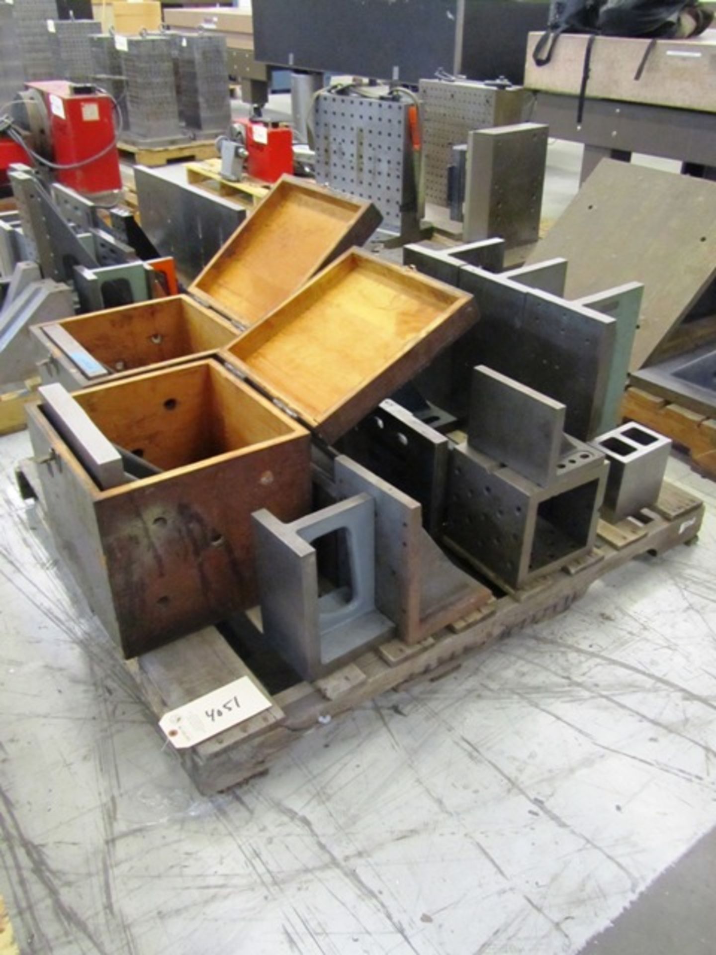 Pallet of Assorted Angle Plates