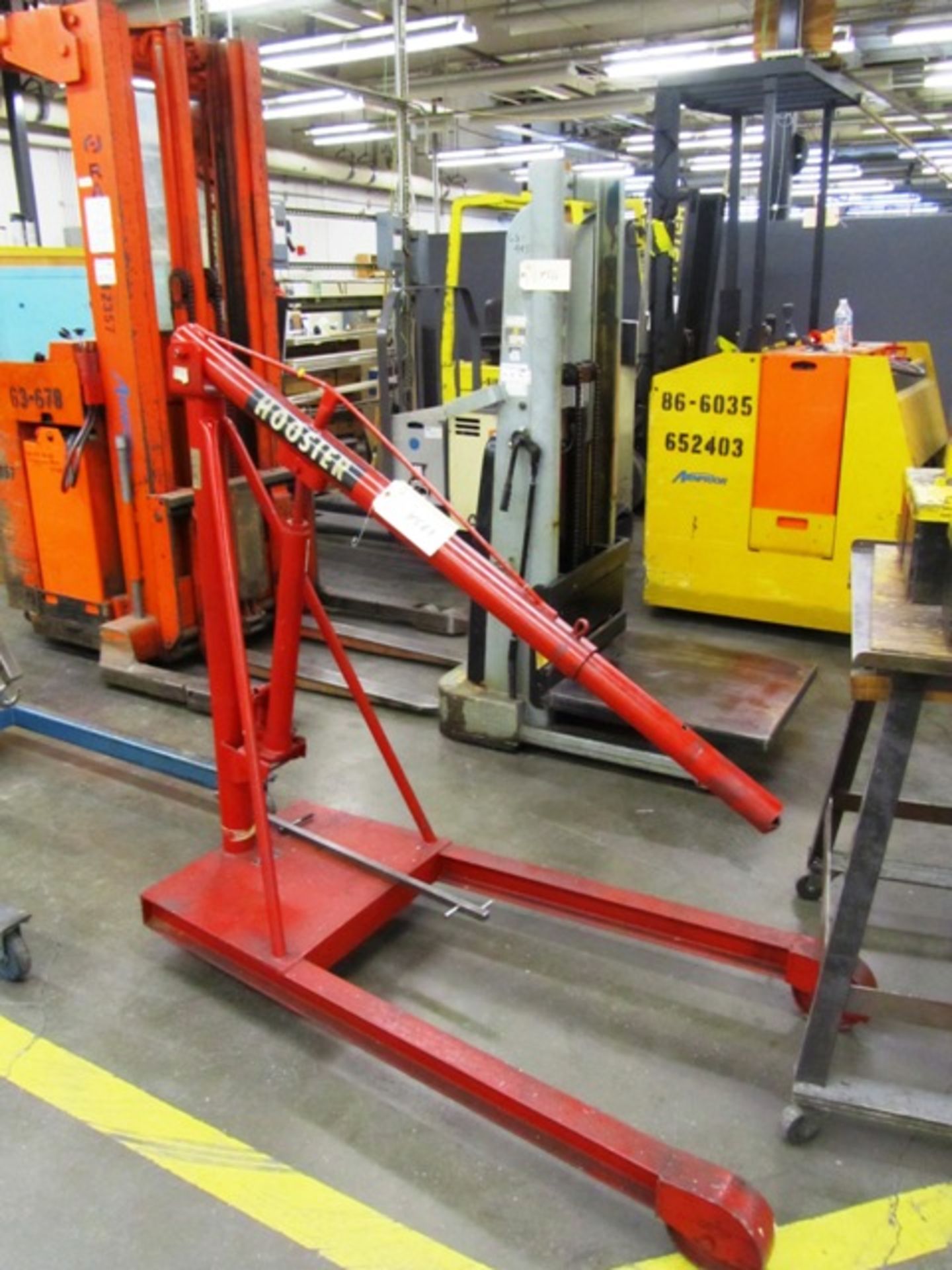 Hoosier 1,000lb Capacity Engine Hoist