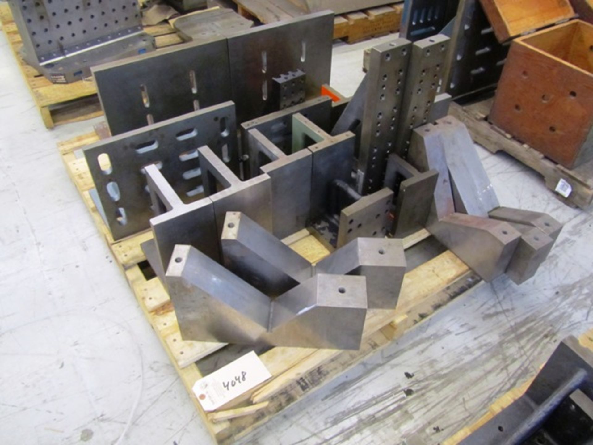 Pallet of Assorted Angle Plates