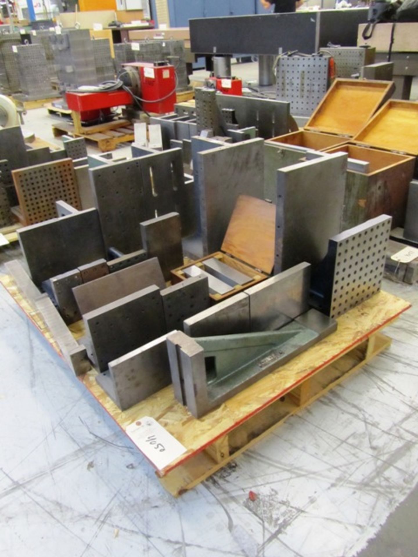 Pallet of Assorted Angle Plates