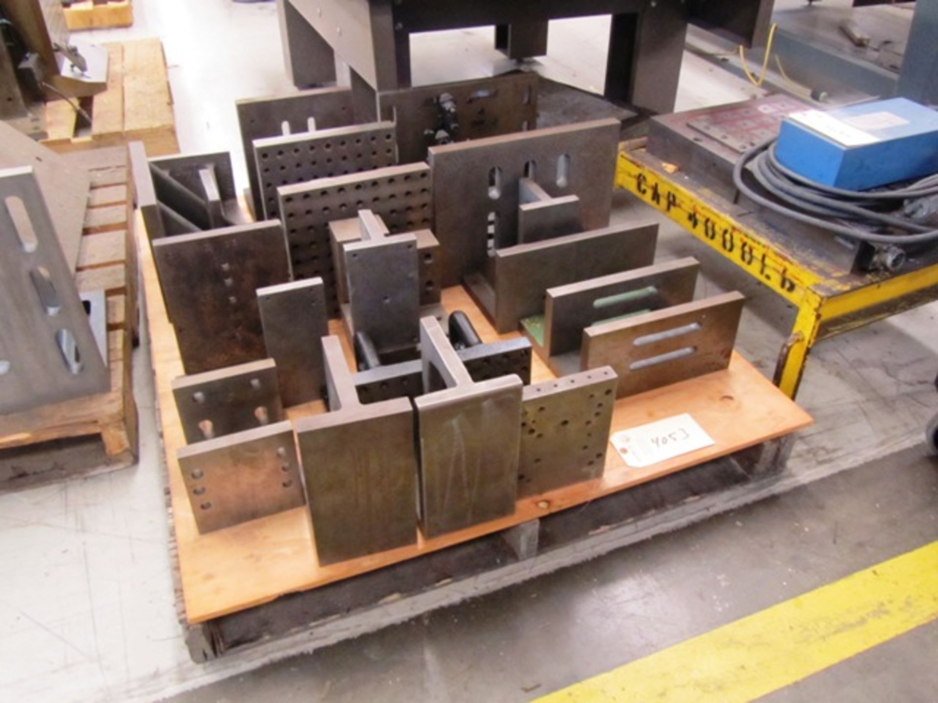 Pallet of Assorted Angle Plates