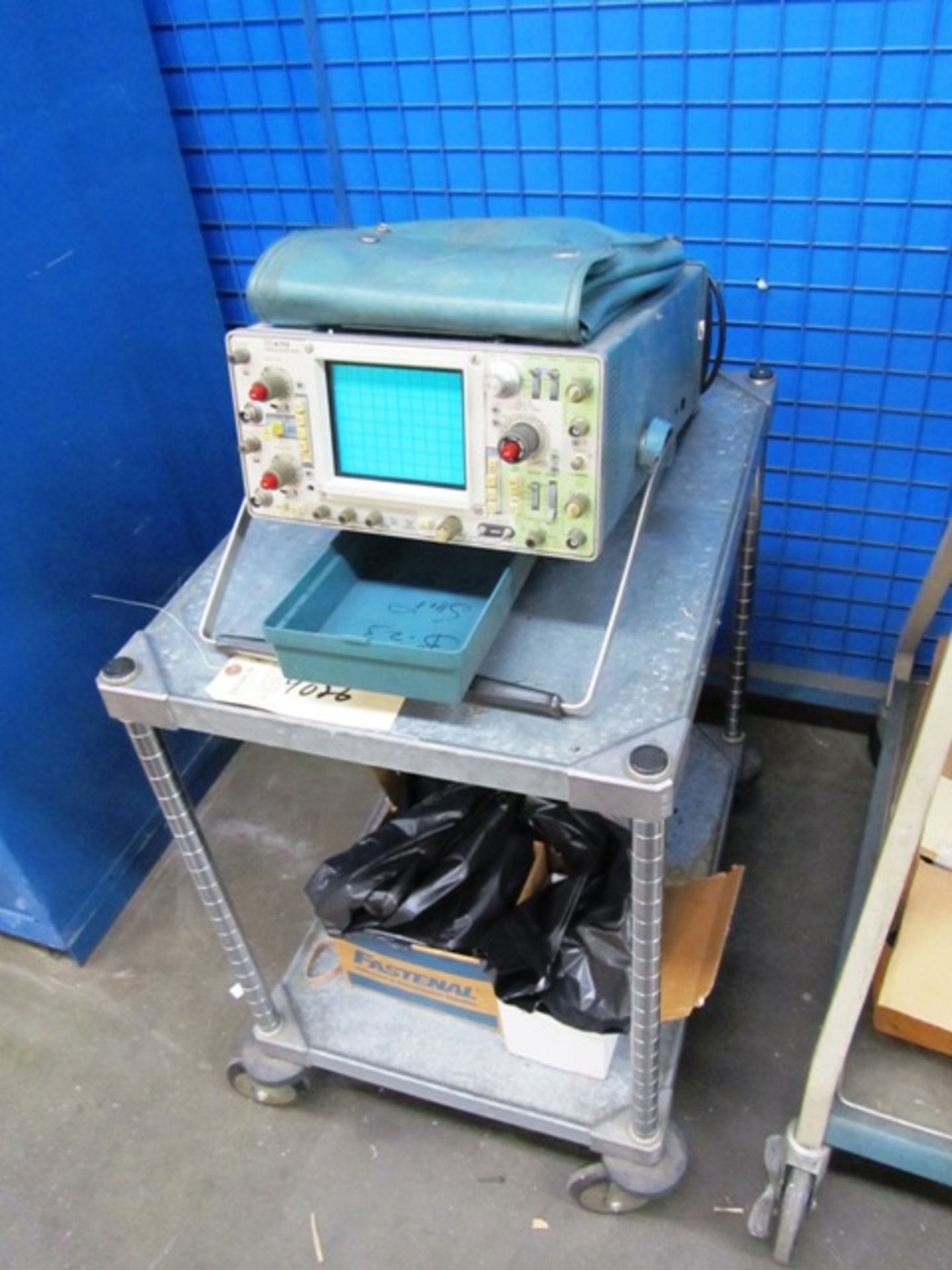 Tektronix Model 475 Portable Oscilloscope