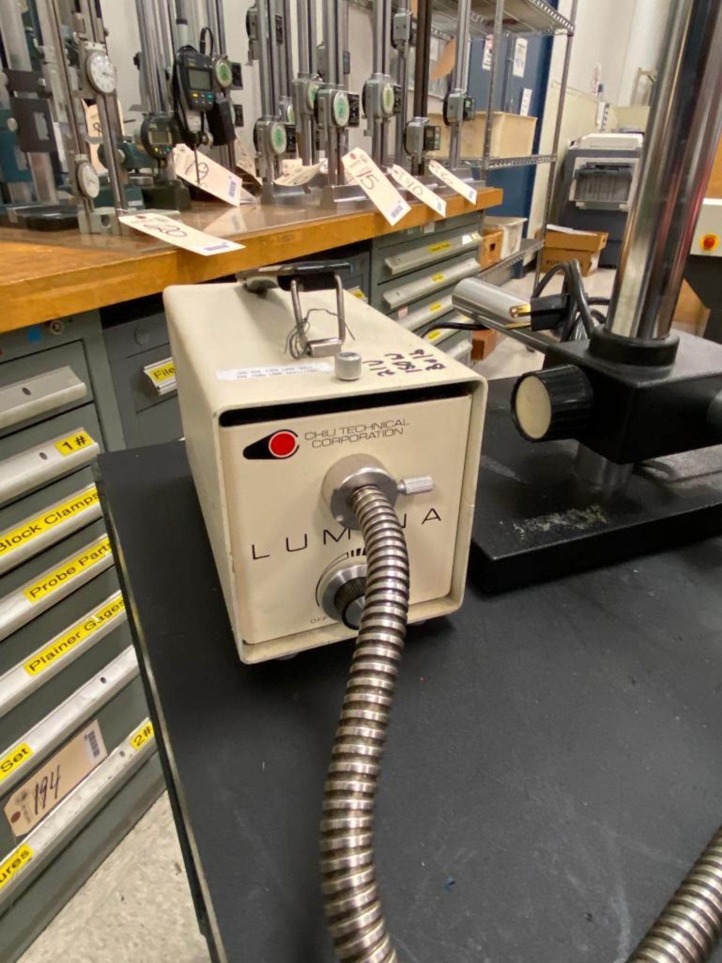 Bausch & Lomb Microscope with Lumina Light - Image 2 of 3