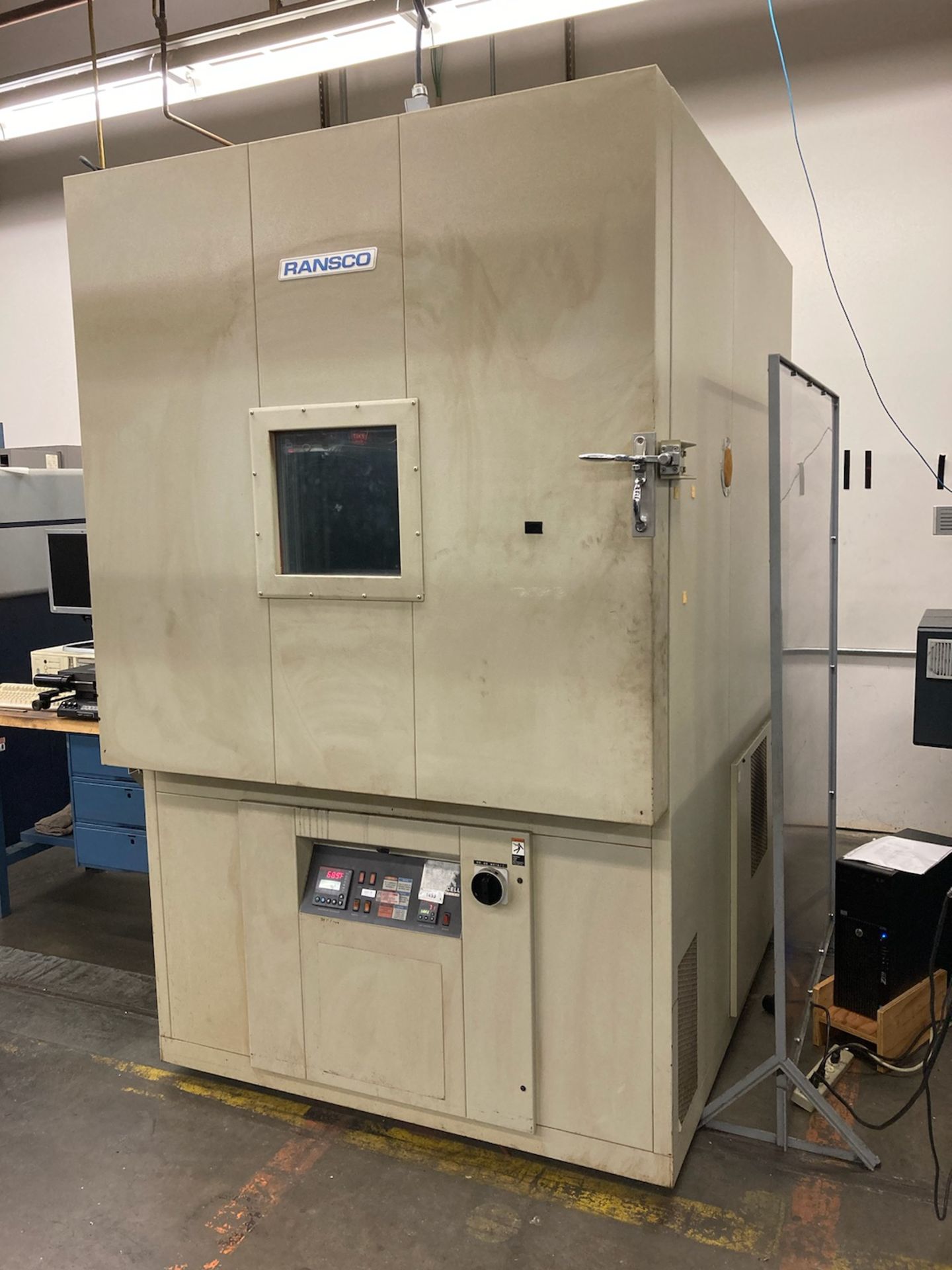 Ransco Model RT2000 Environmental Chamber