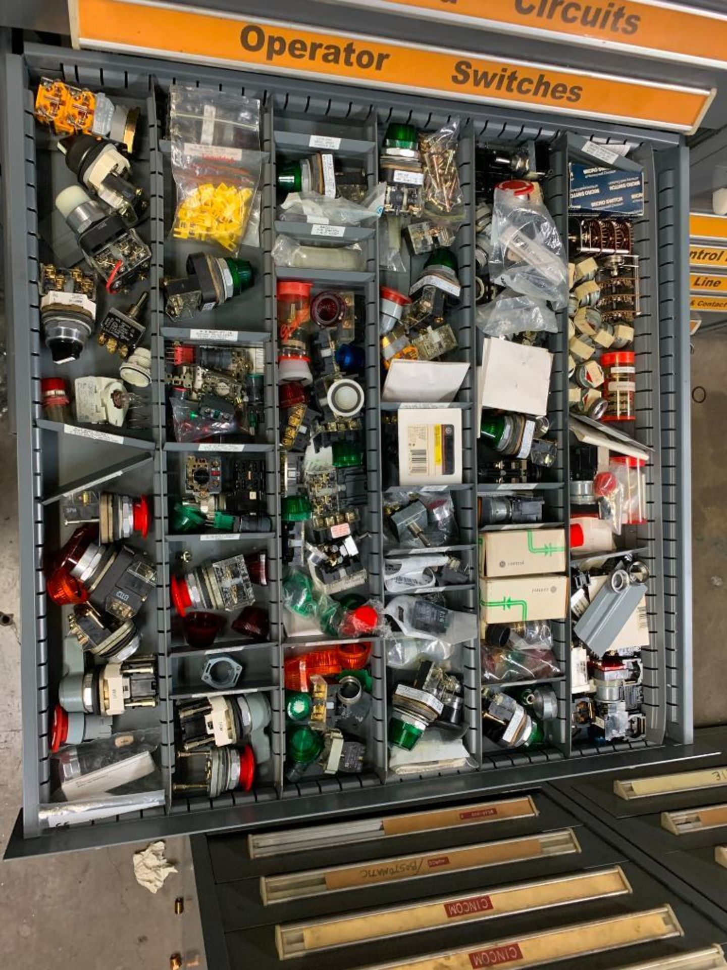 Vidmar 14 Drawer Cabinet with Switches, Circuits, Solenoids, Coils, Etc. - Image 7 of 15