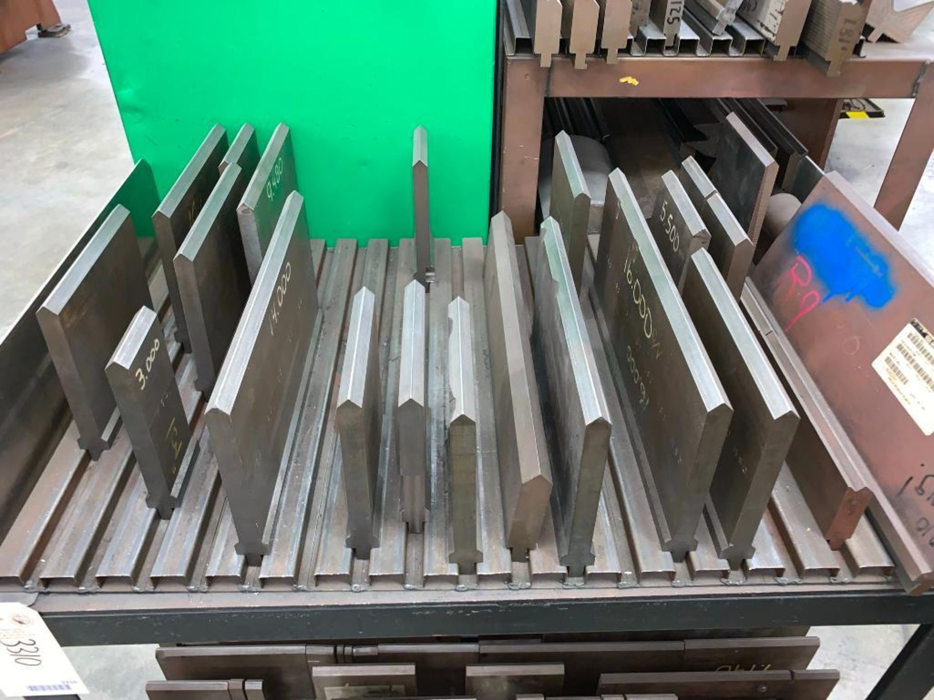 Die Rack with Assorted Press Brake Dies - Image 3 of 6