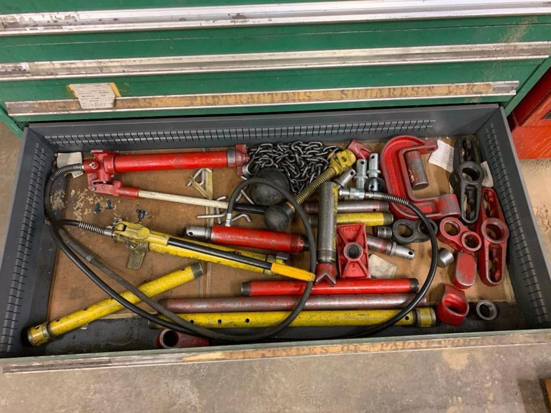 6 Drawer Cabinet with Rotary Vise Bases, Steady Rest, 8'' Machine Vise, Manual Punches, Enerpac - Image 4 of 5