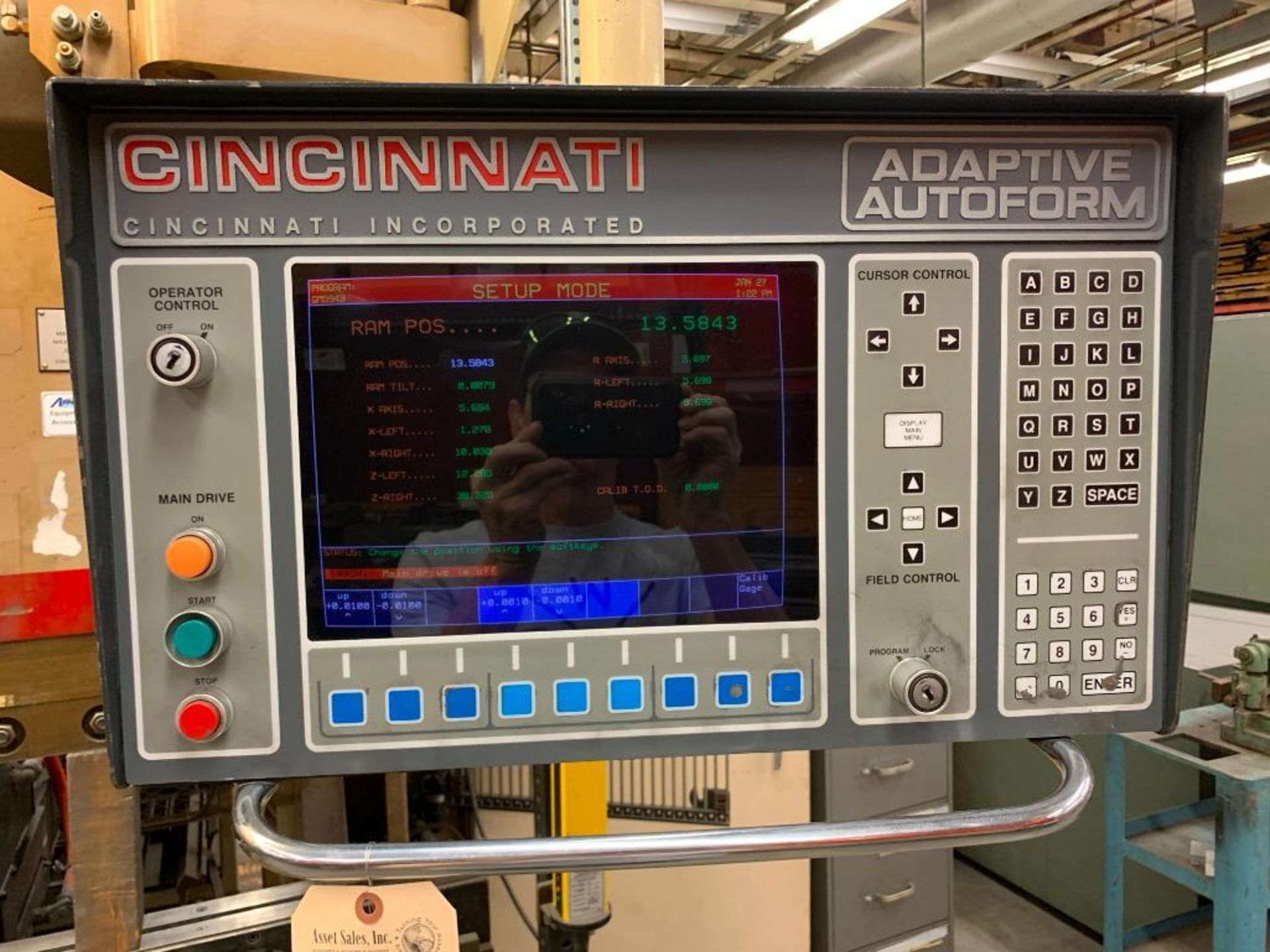 Cincinnati 230 Ton Autoform Press Brake - Bild 2 aus 11