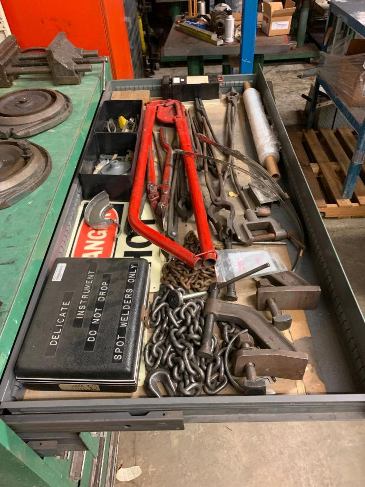 6 Drawer Cabinet with Rotary Vise Bases, Steady Rest, 8'' Machine Vise, Manual Punches, Enerpac - Image 2 of 5