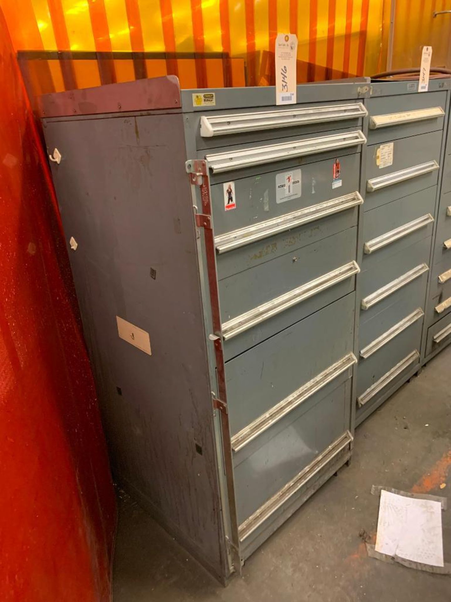 Vidmar 6 Drawer Cabinet with Roughing Mills, Hold Downs, Etc.