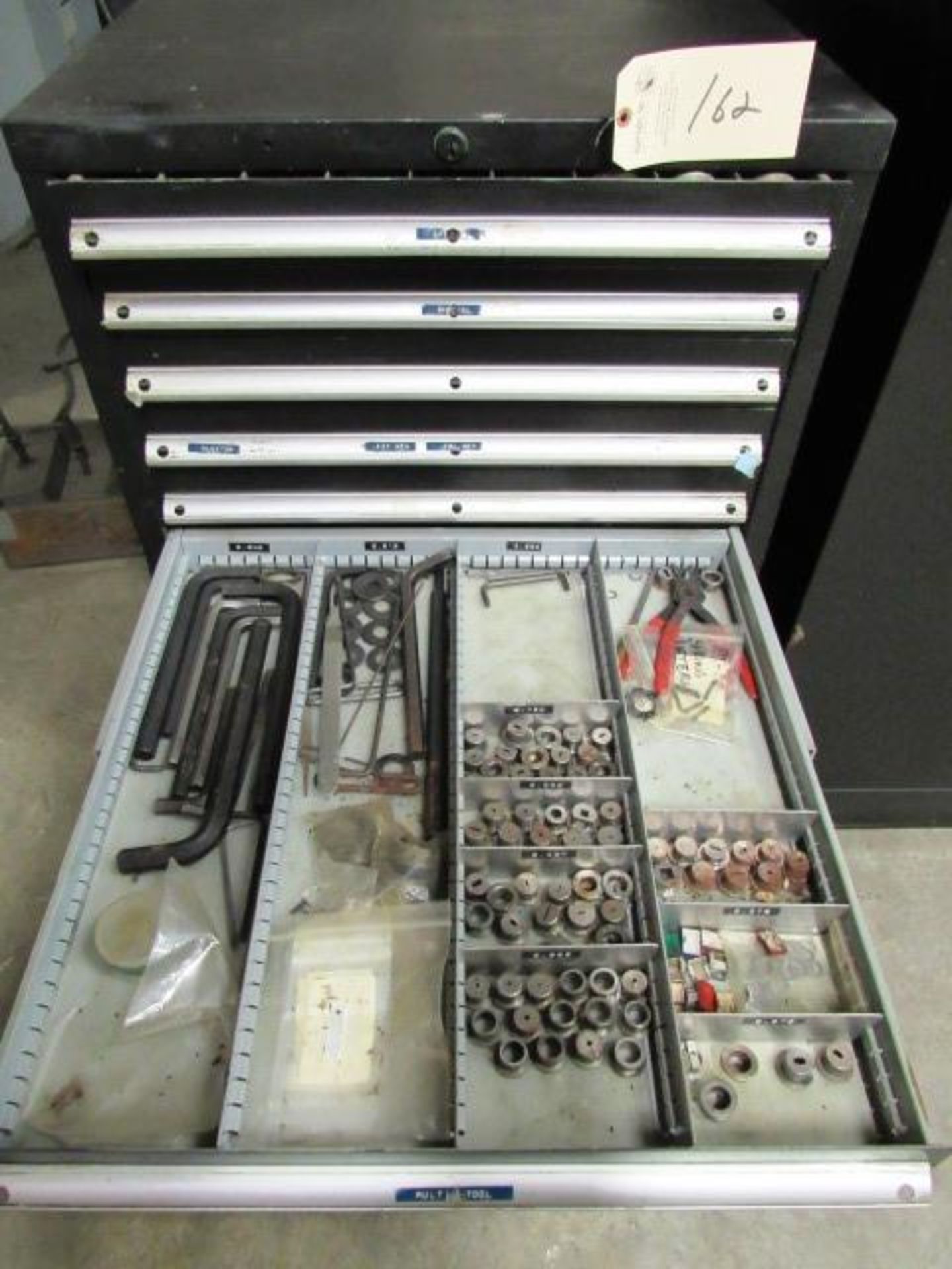 Lista 9 Drawer Tool Cabinet with Punch Tooling - Image 4 of 8