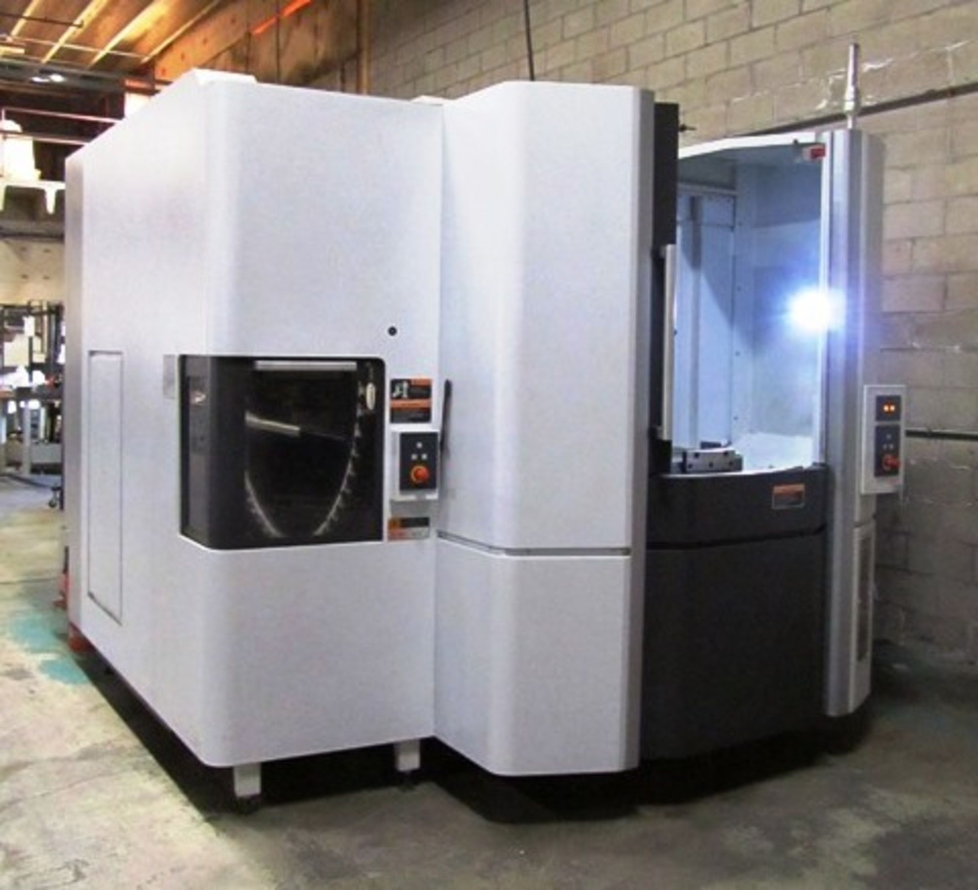 DMG Mori NHX-5000 CNC Horizontal Machining Center - Bild 3 aus 6