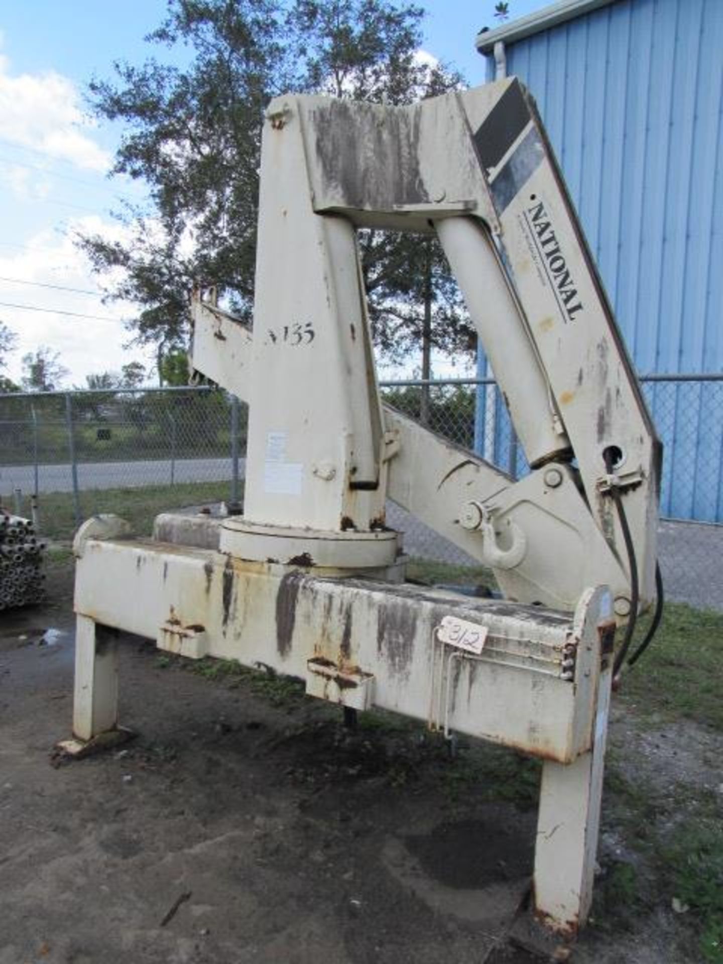 National N135 Articulating Crane - Image 2 of 7