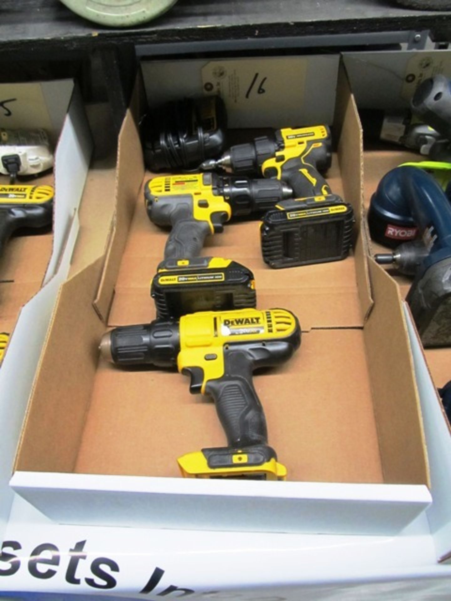 Dewalt 20V Cordless Drill with Charger