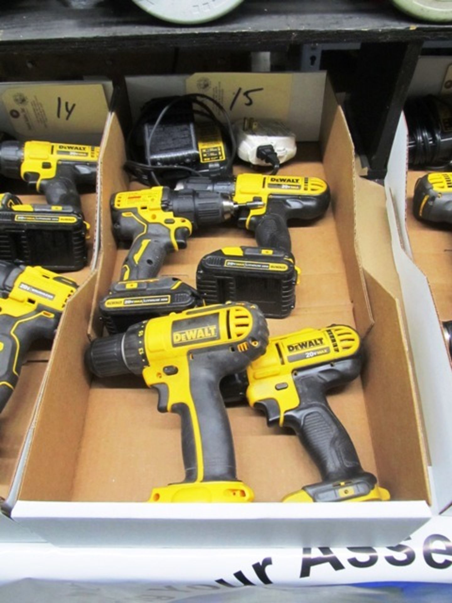 Dewalt 20V Cordless Drill with Charger