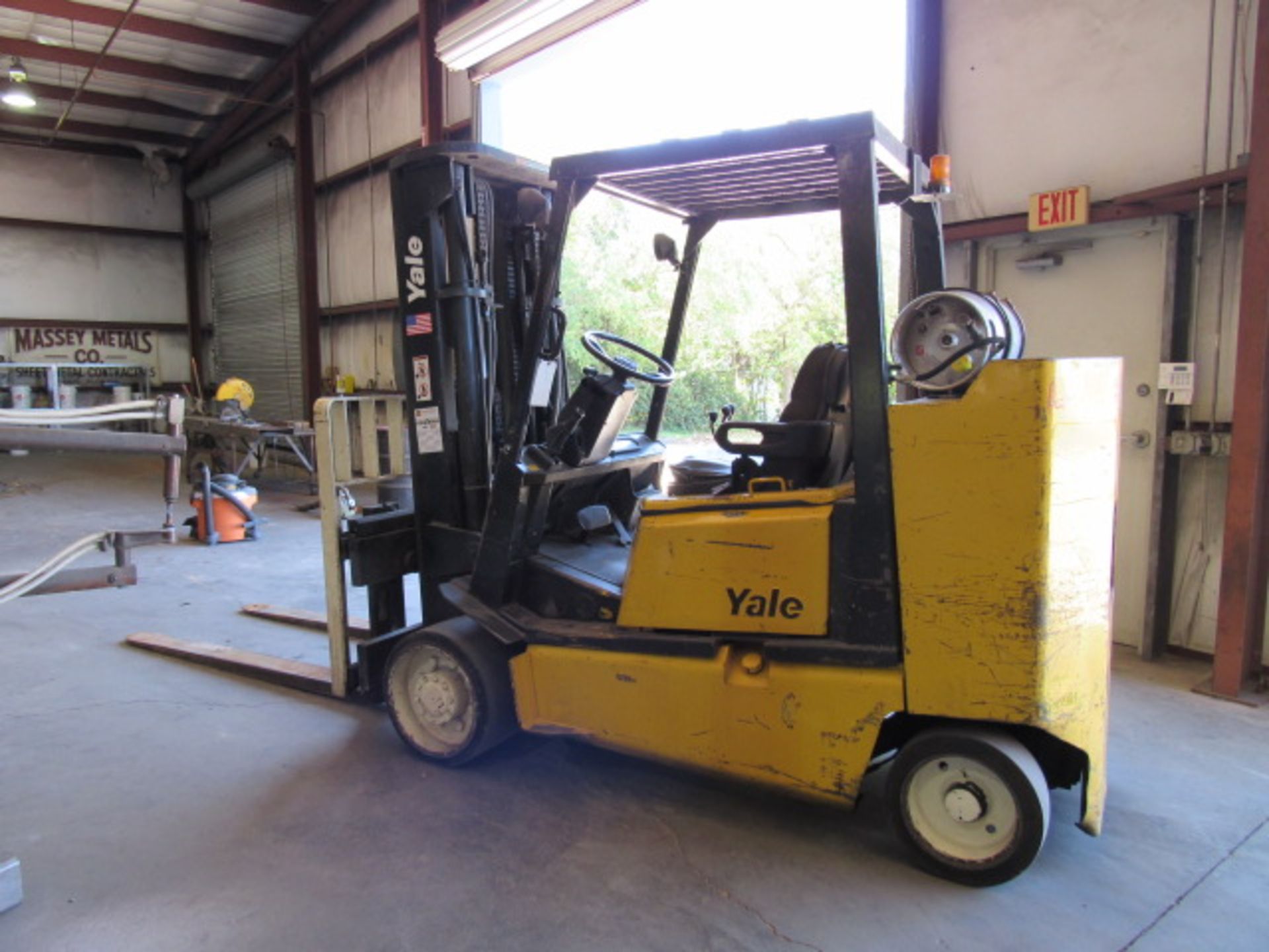 Yale Model GLC120MGNGAF085 12,000lb Capacity Propane Forklift - Bild 4 aus 7