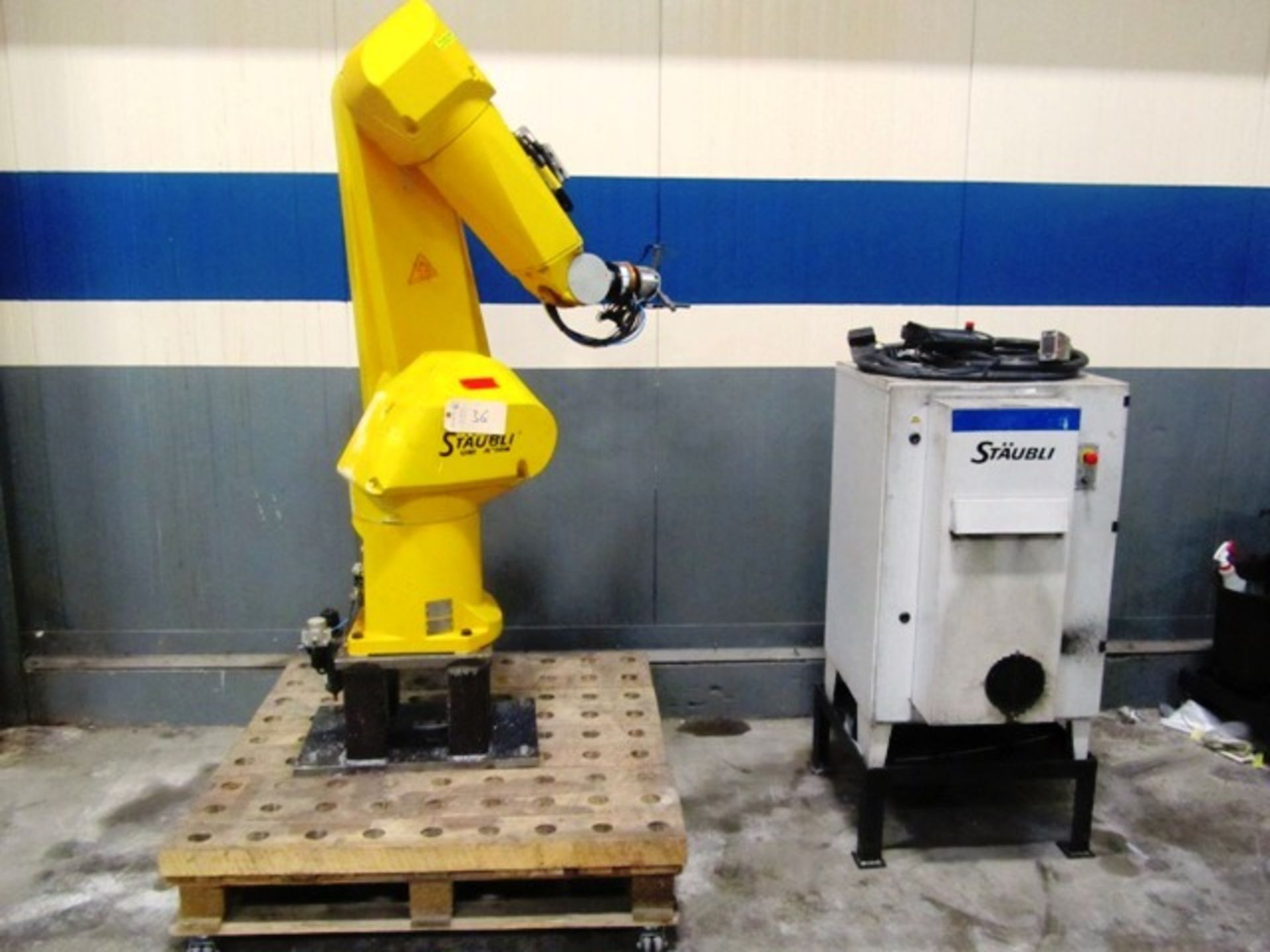 Staubli Model RX160 CNC Manipulating Robot