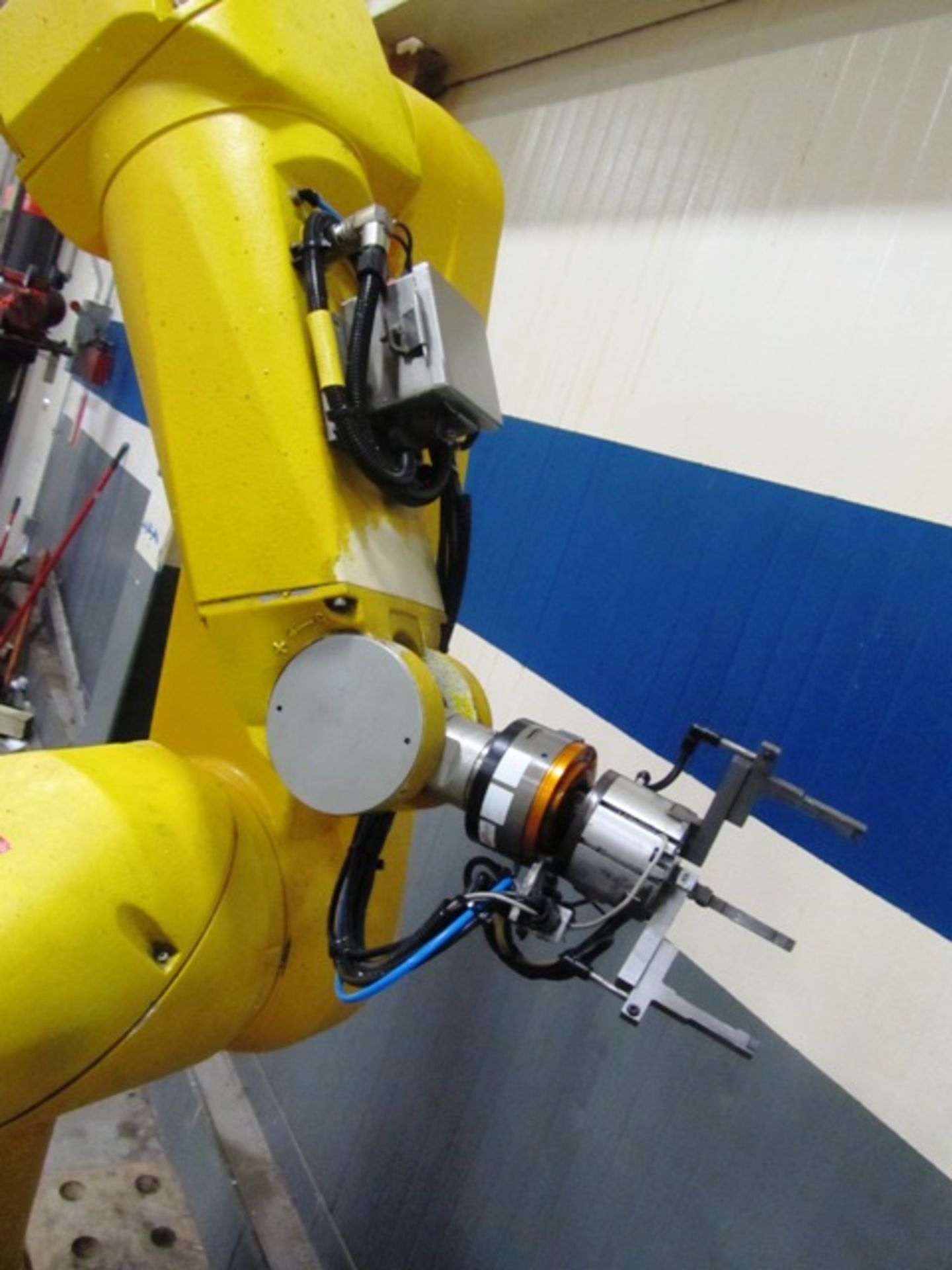 Staubli Model RX160 CNC Manipulating Robot - Image 4 of 4