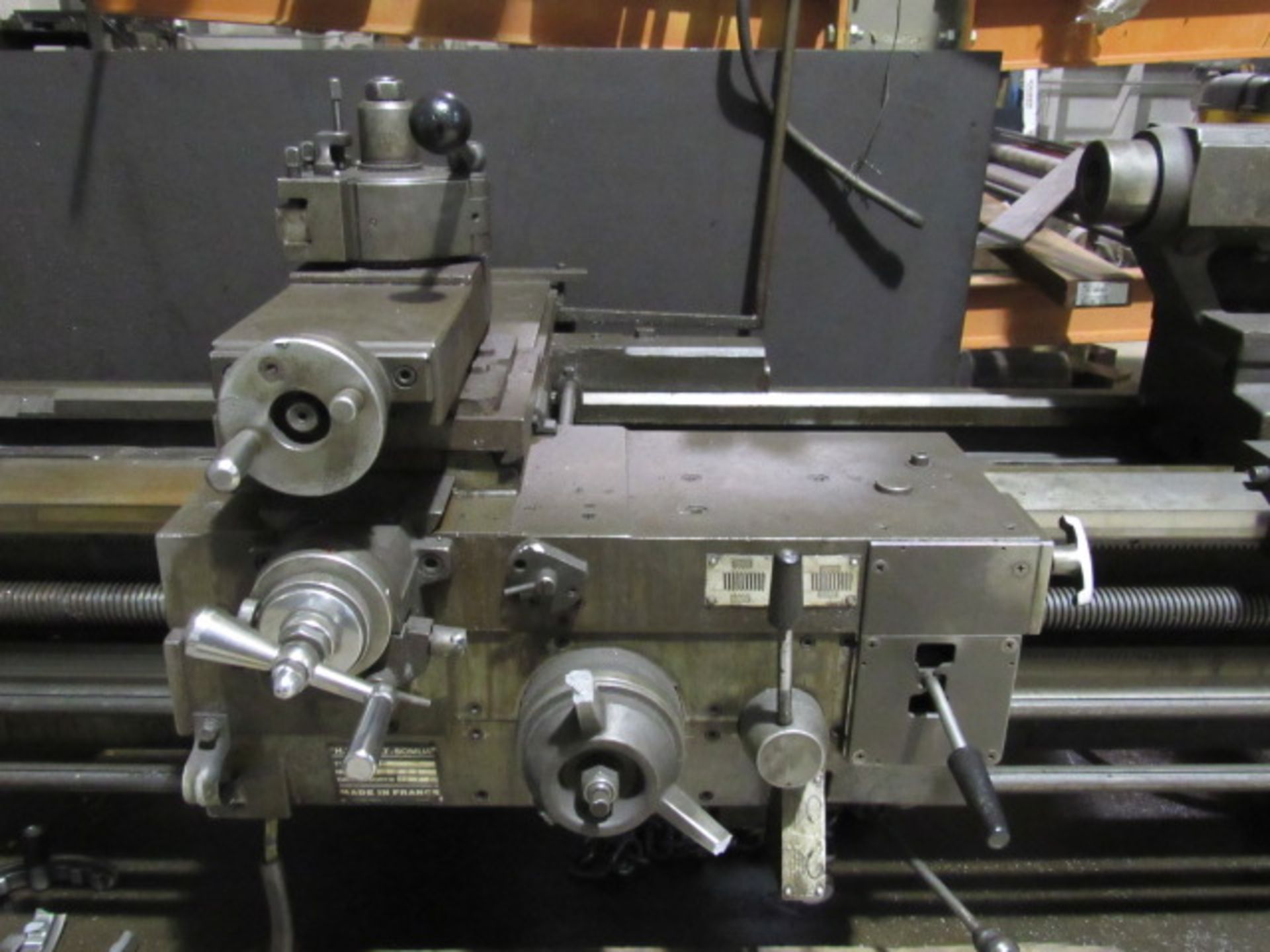 H.E.S. Machine Tool 20'' Type 550 Engine Lathe - Image 3 of 10