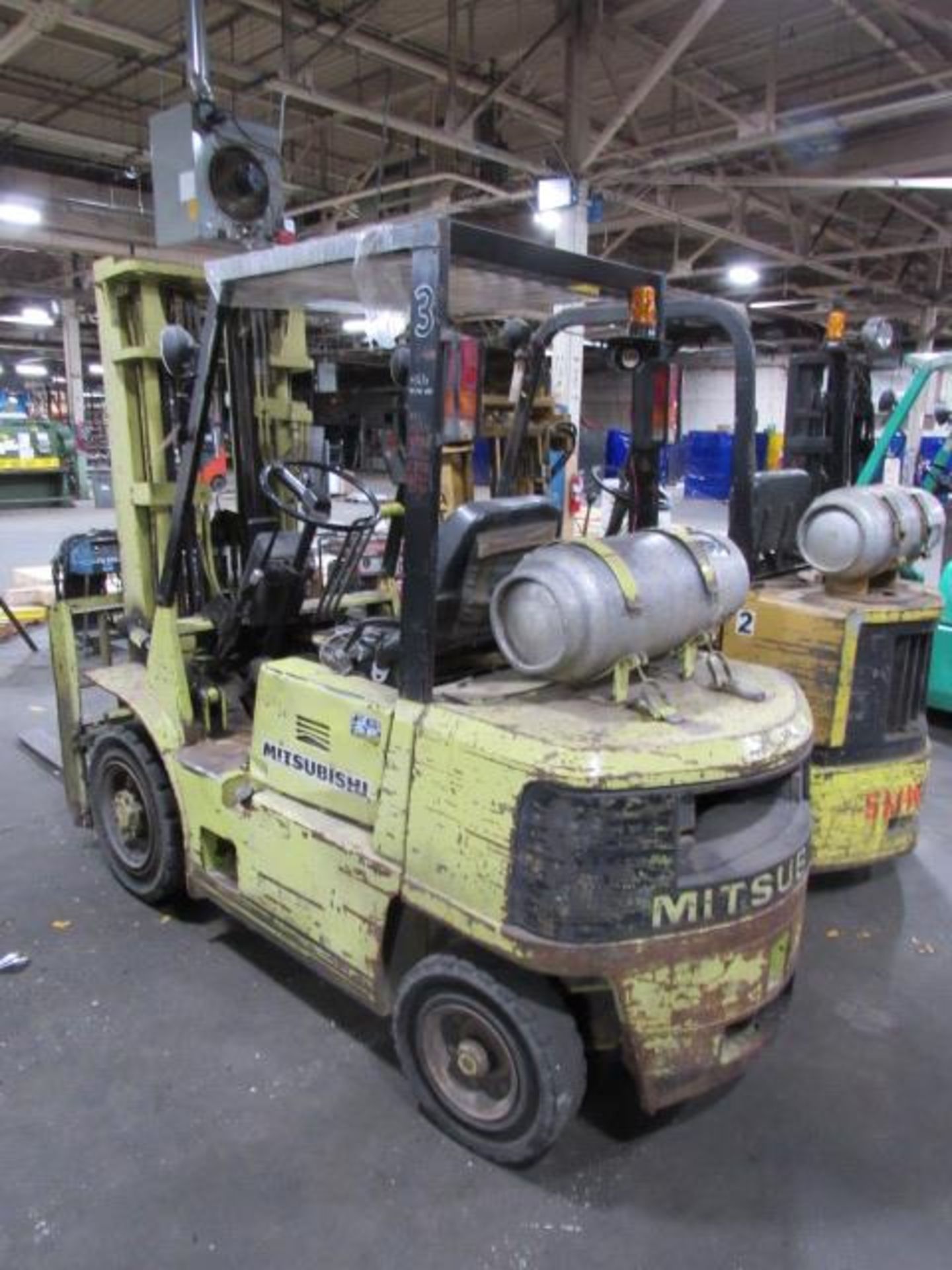 Mitsubishi G25 5,000lb Capacity Propane Forklift - Bild 3 aus 7