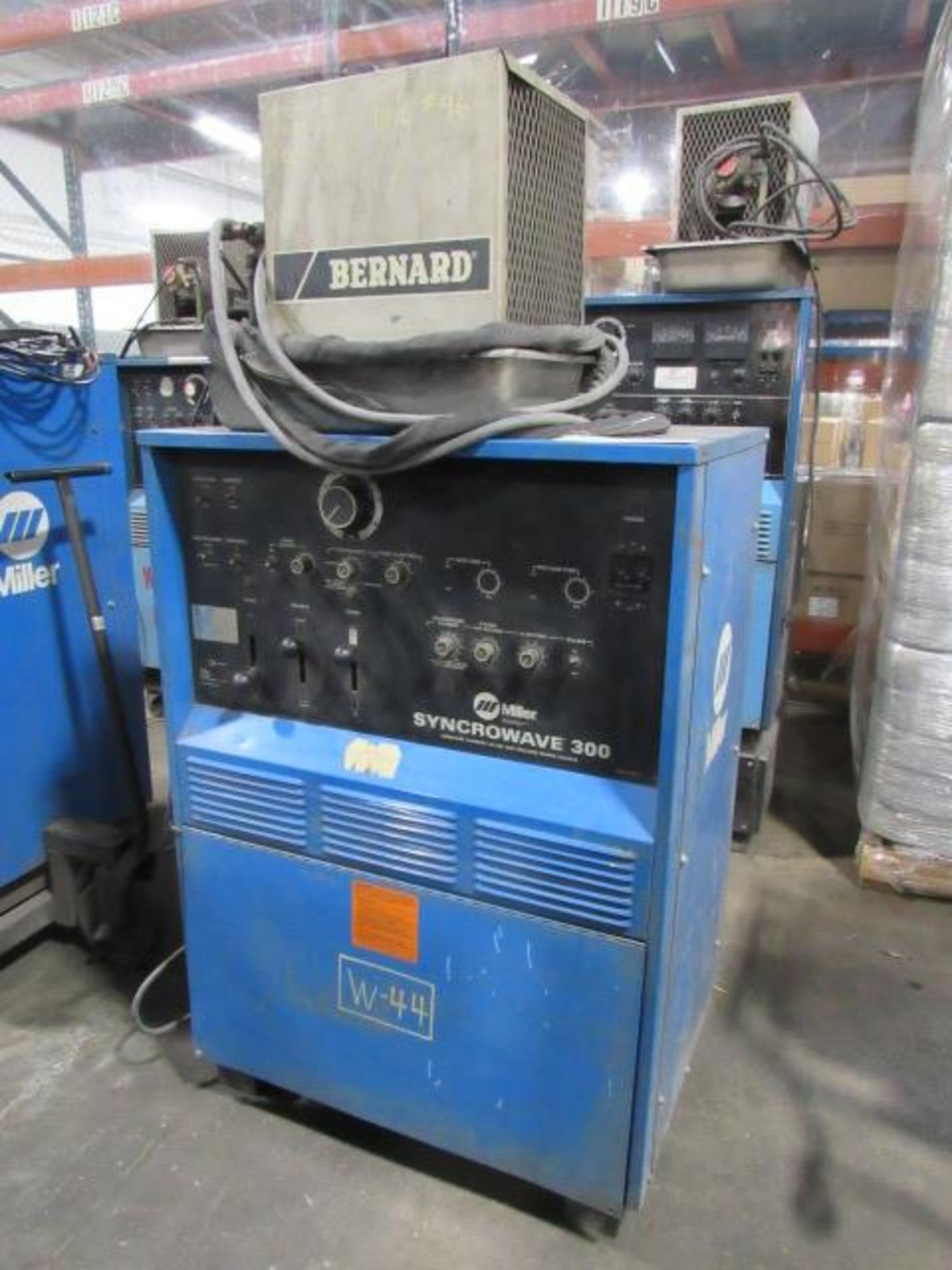 Miller Syncrowave 300 Power Source with Bernard Chiller, sn:JH305167