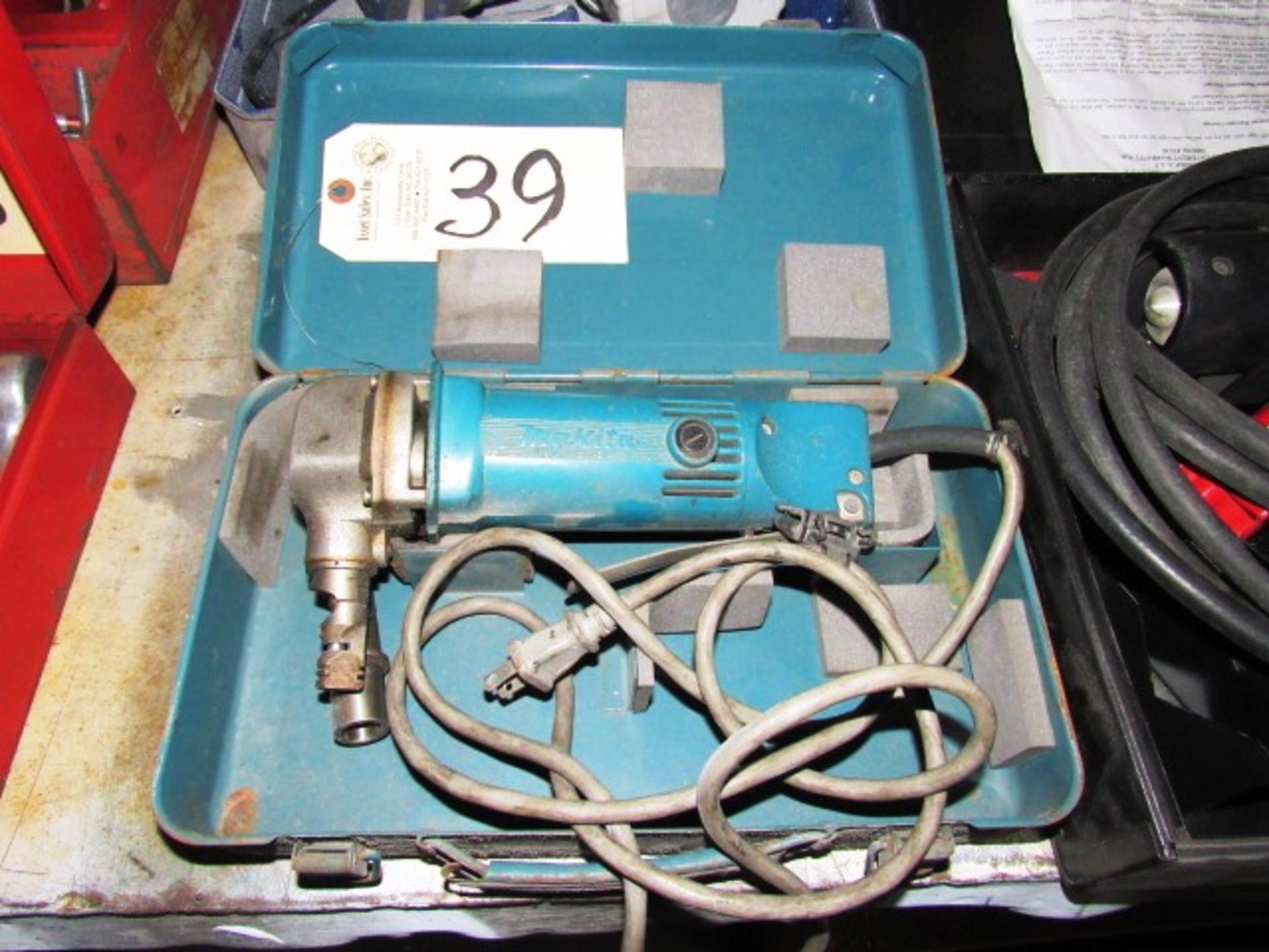 Makita JN1600 Nibbler with Case