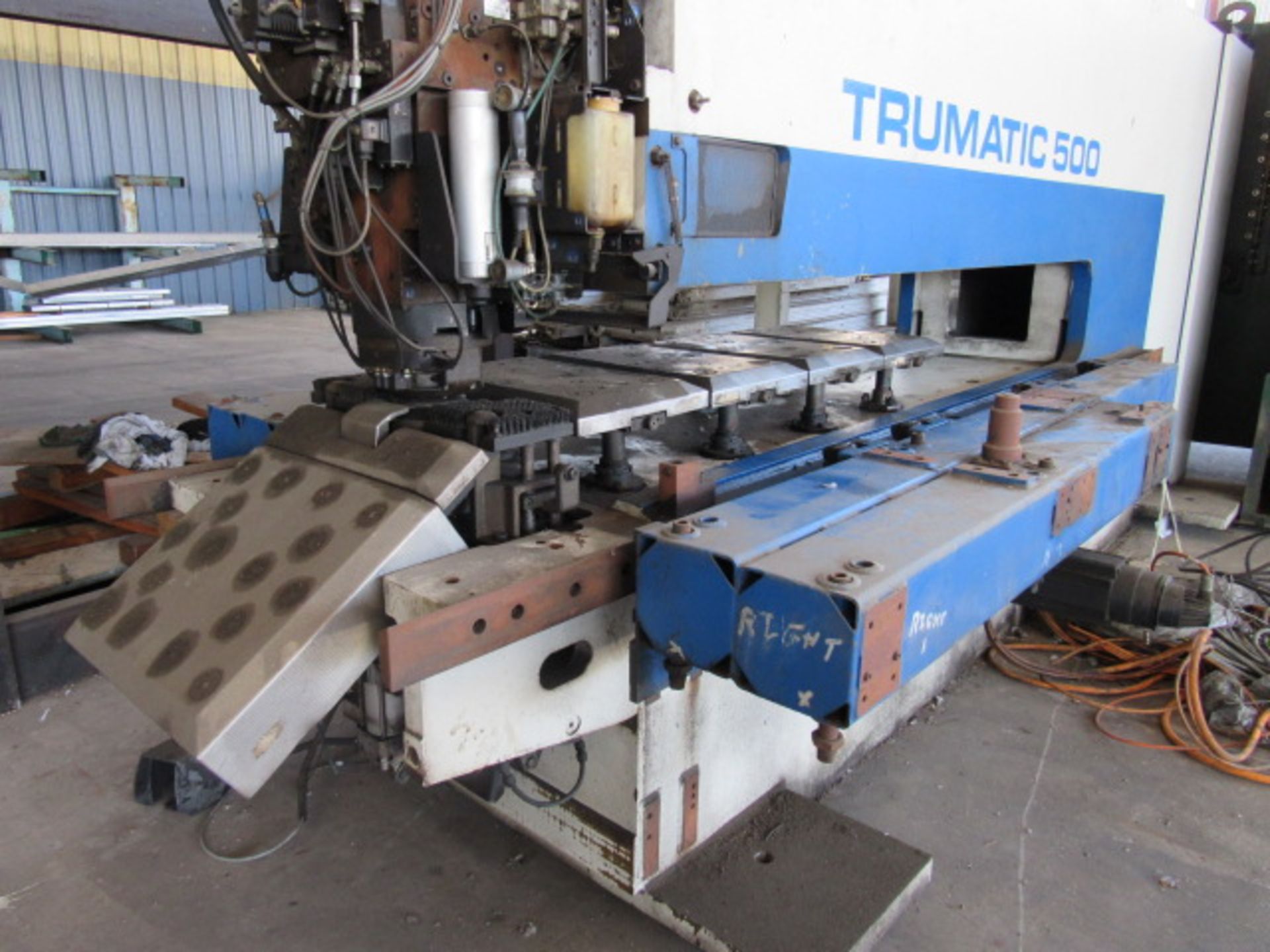 Trumpf Trumatic 500 25 Ton CNC Turret Punch with 50'' x 98'' Table, 20 Stations, 8mm Sheet - Image 12 of 17