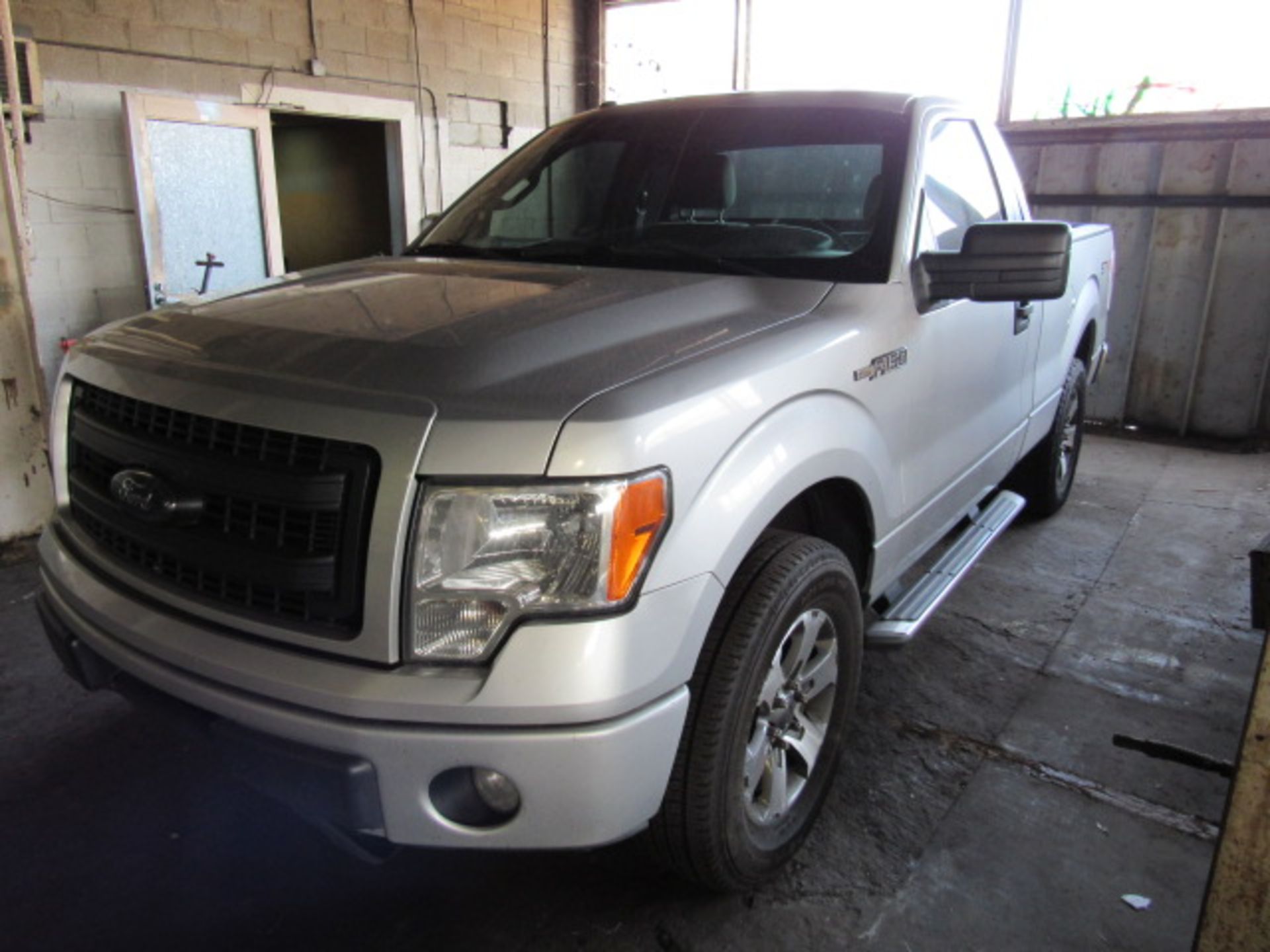 Ford F150 STX Pickup Truck - Image 2 of 5