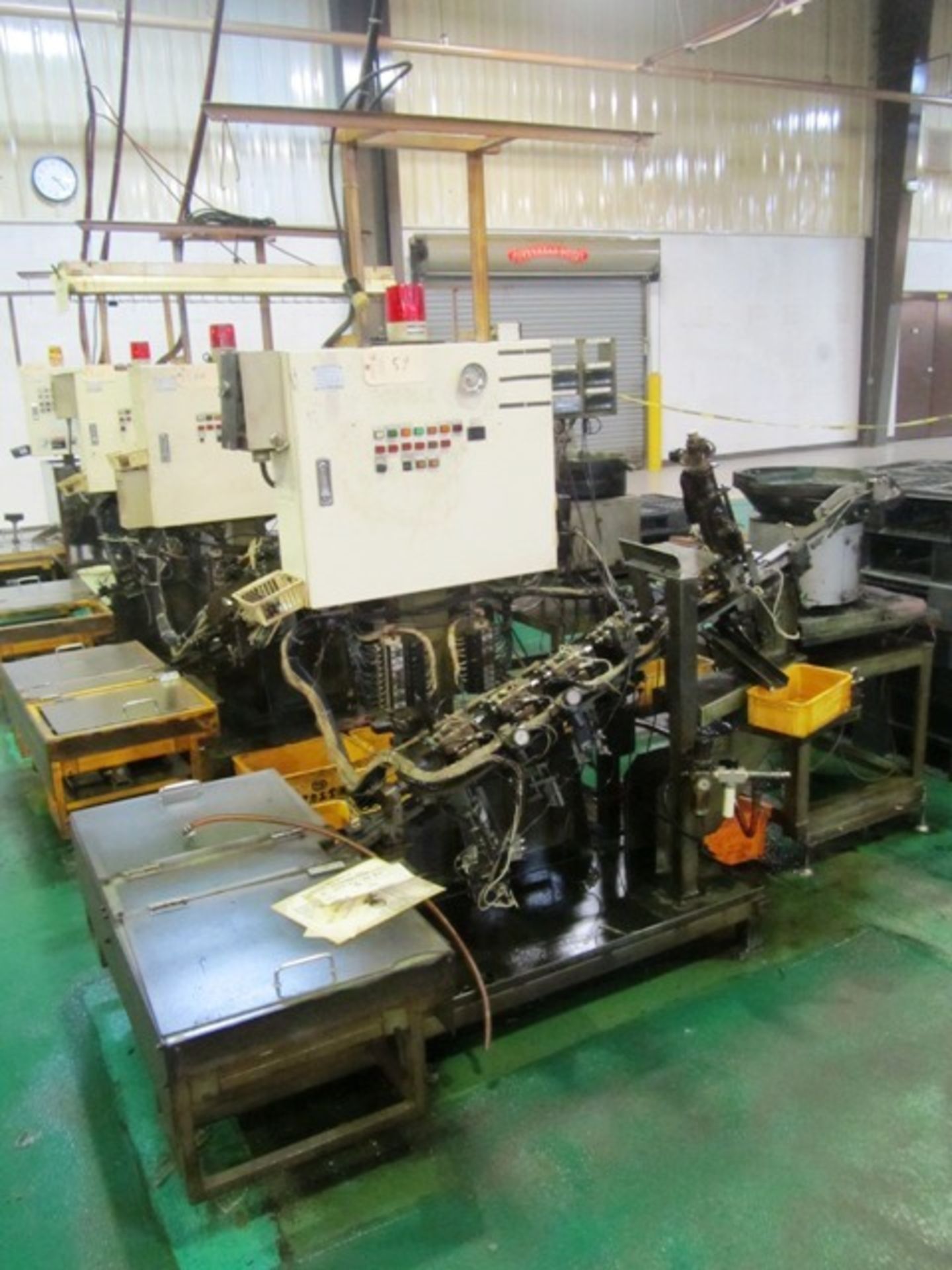 SK Industries Parts Feeder with Digital Control