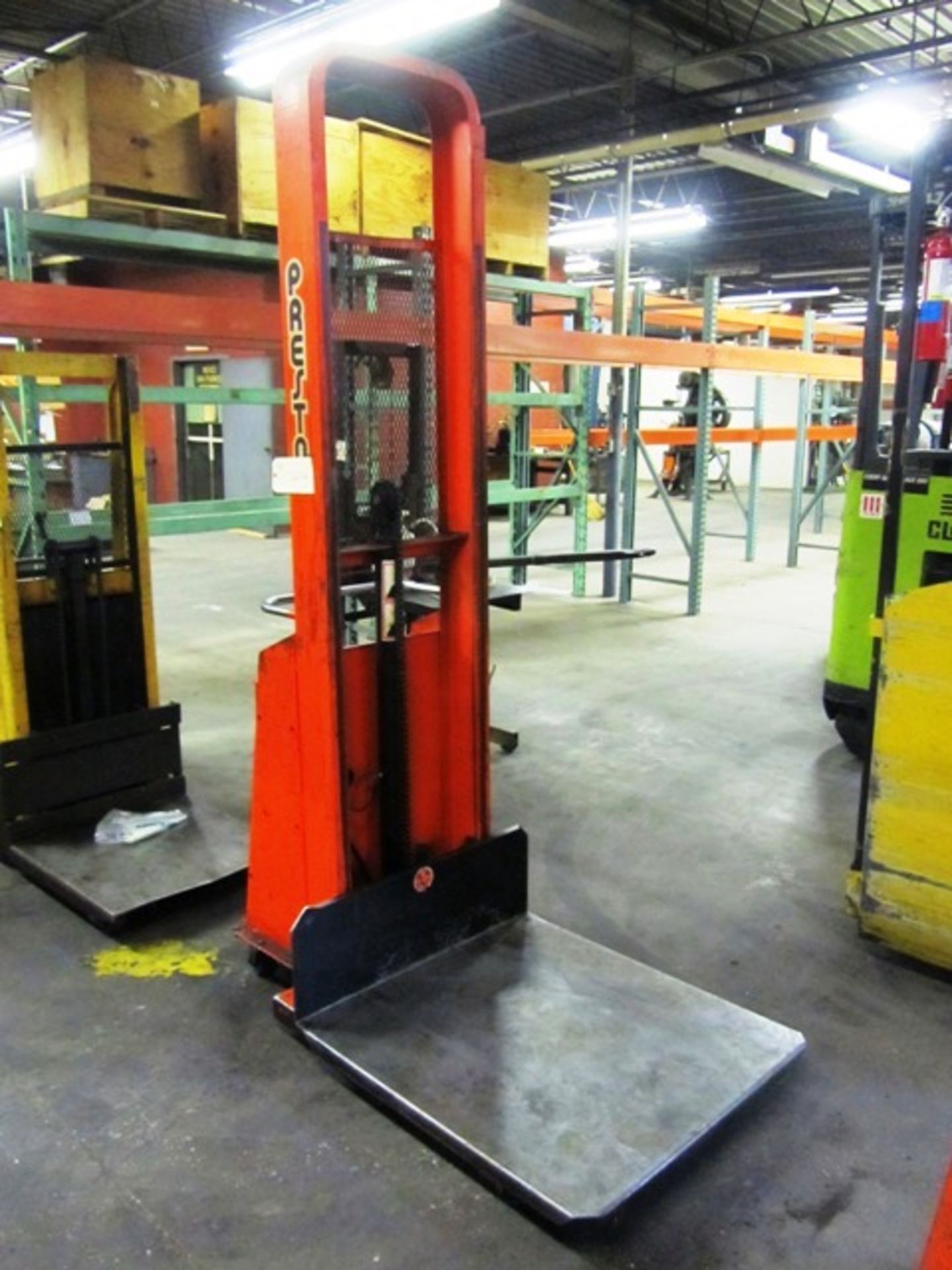 Presto Model B778-MOD 1,000lb Capacity Walk Behind Electric Lift