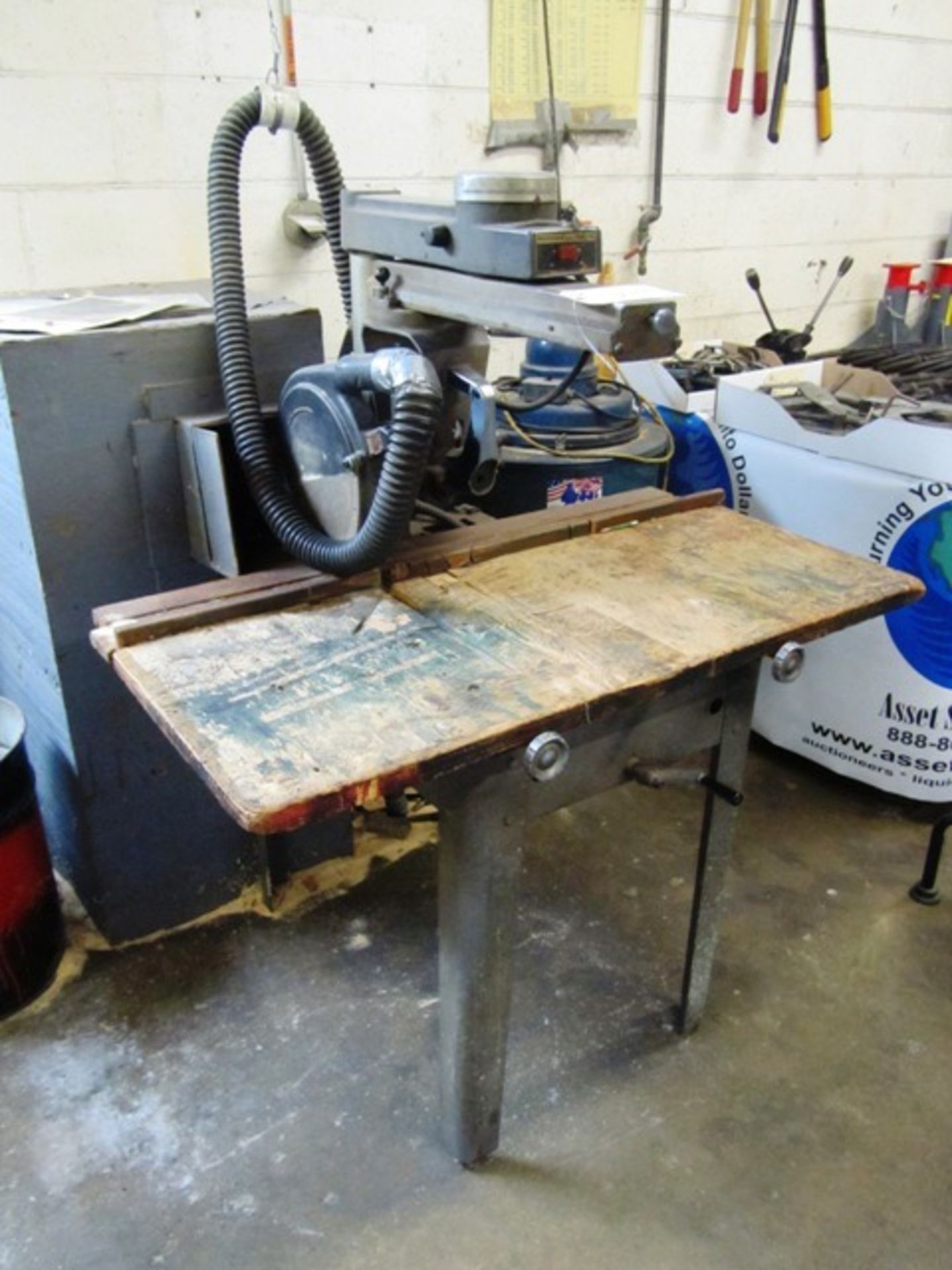 Rockwell Delta 24'' Radial Arm Saw