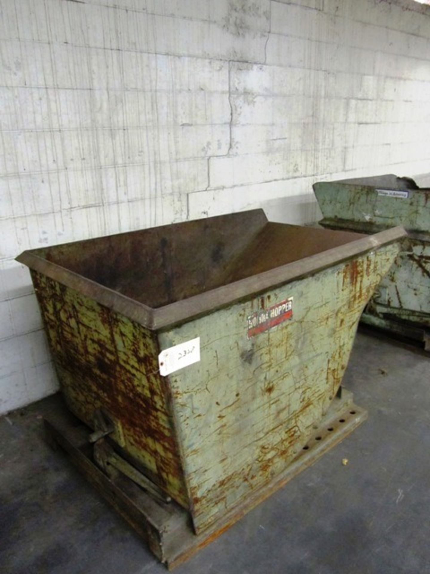 Self Dumping Hopper