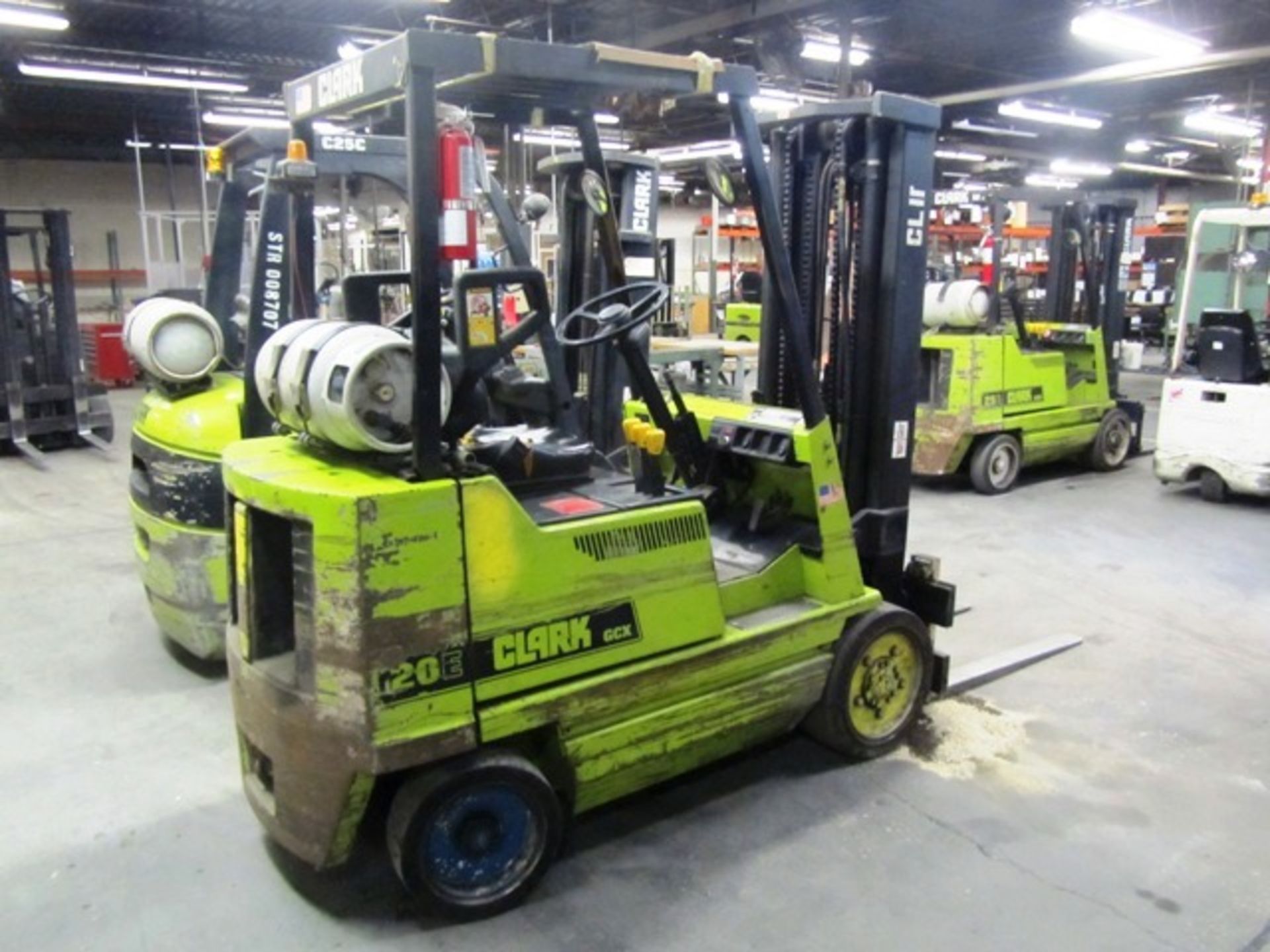 Clark Model GCX20E 3,000lb Capacity Propane Forklift - Image 2 of 3