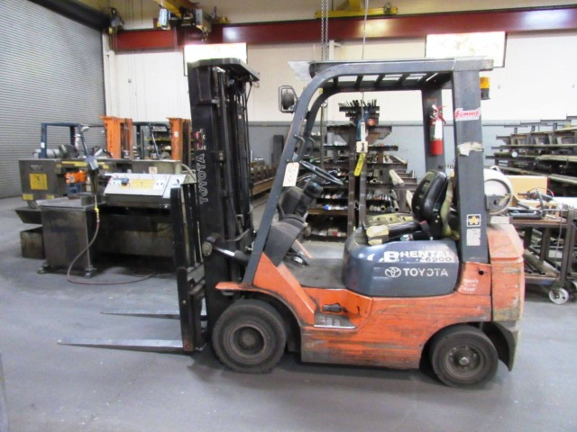 Toyota 7FGU18 3,000lb Capacity LP Forklift