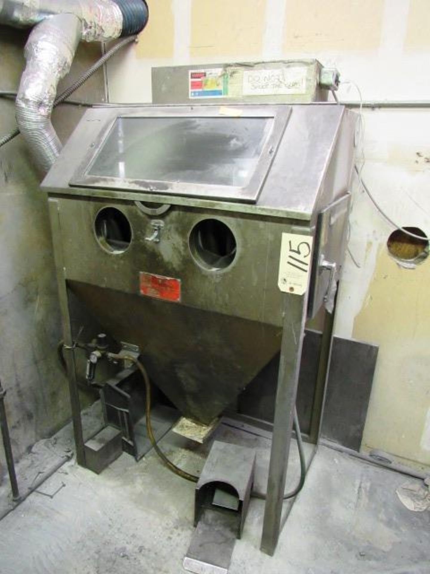 Trinco Model 367BP2 Dry Blast Cabinet