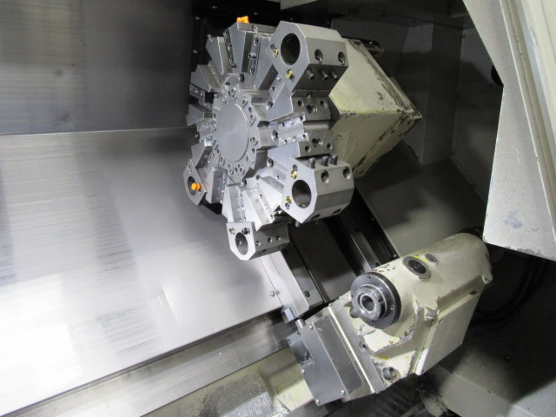 Daewoo Puma 240L CNC Turning Center - Image 8 of 9