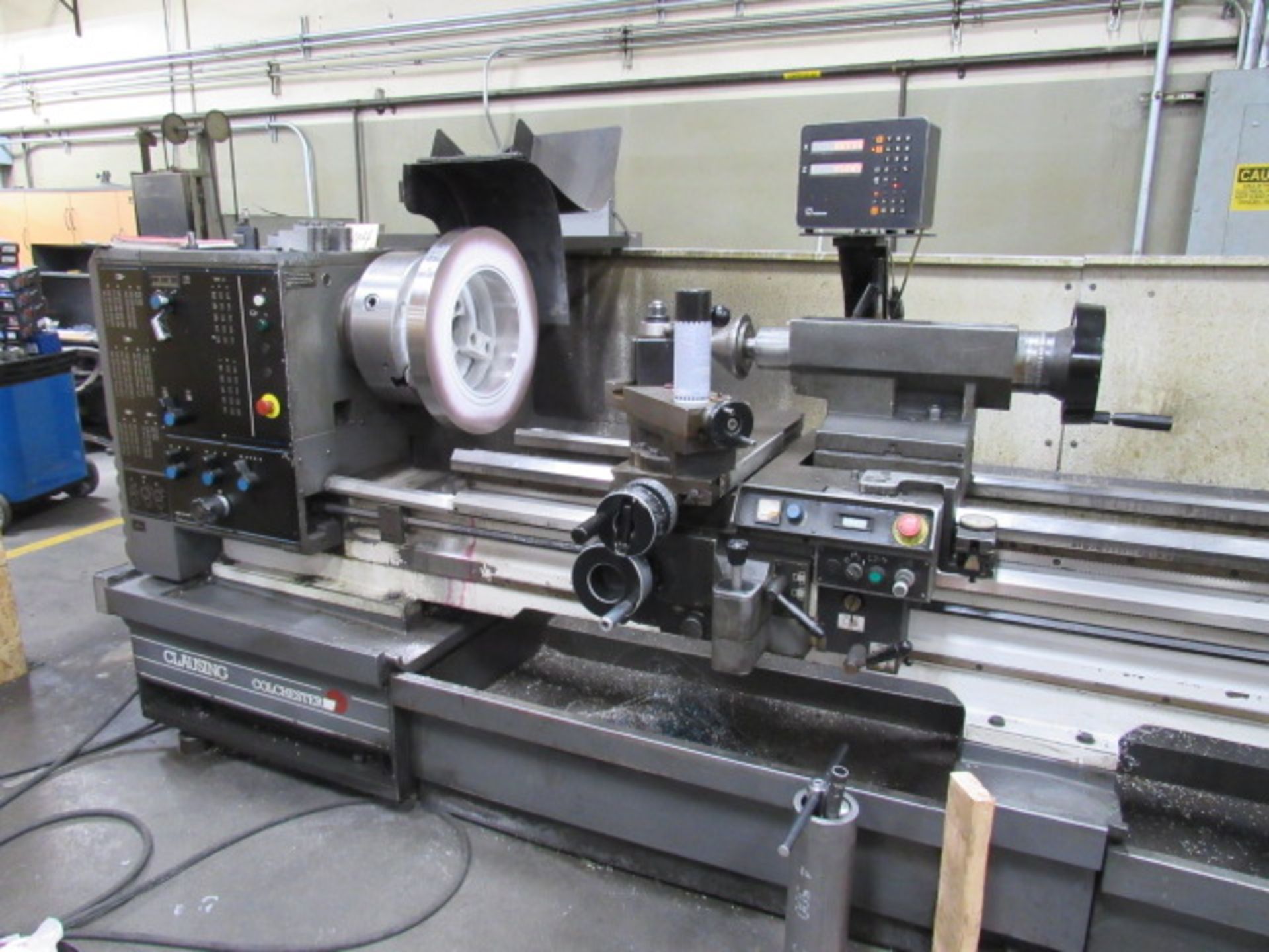 Clausing Colchester 21'' x 120'' Engine Lathe - Image 5 of 9