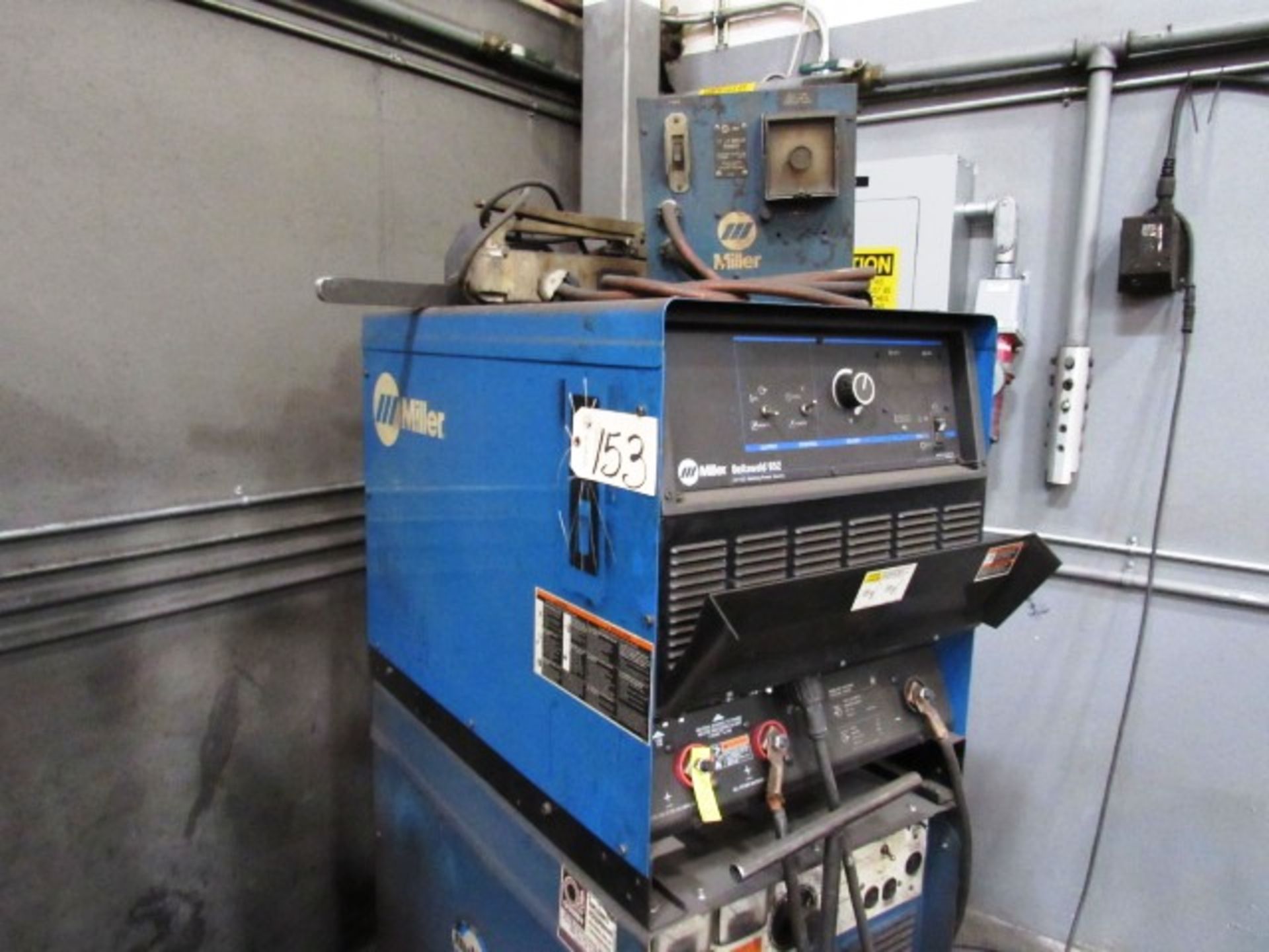 Miller Deltaweld 652 Welder