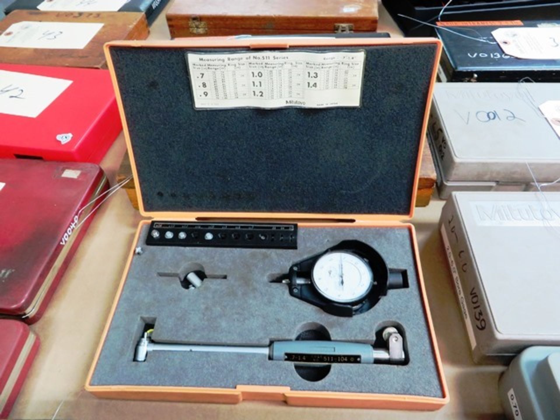 Mitutoyo 0.7'' - 1.4'' Dial Bore Gauge