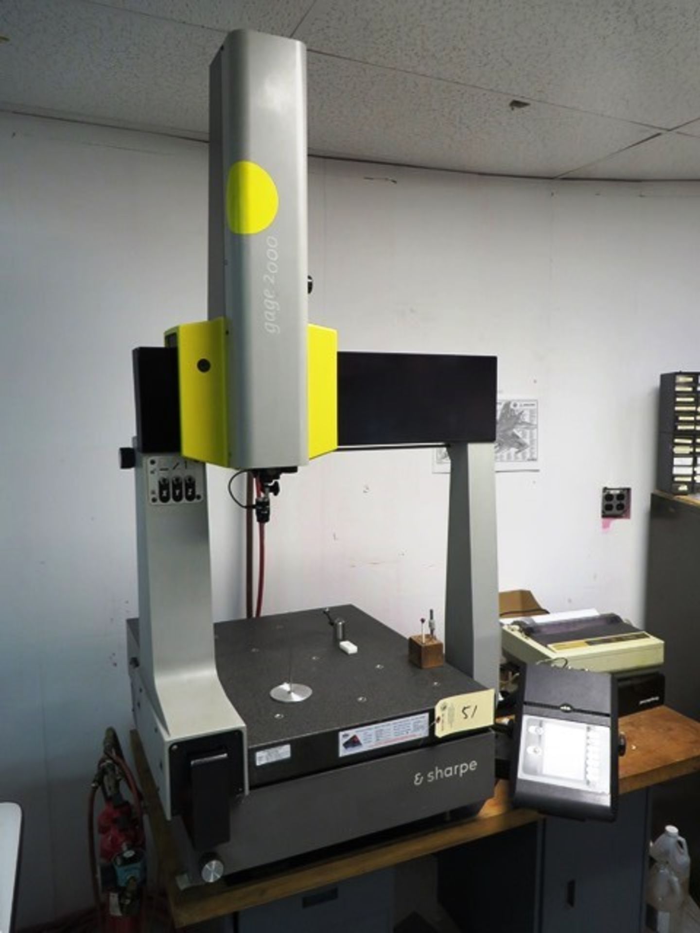Brown & Sharpe Gage 2000 Bench Type Coordinate Measuring Machine