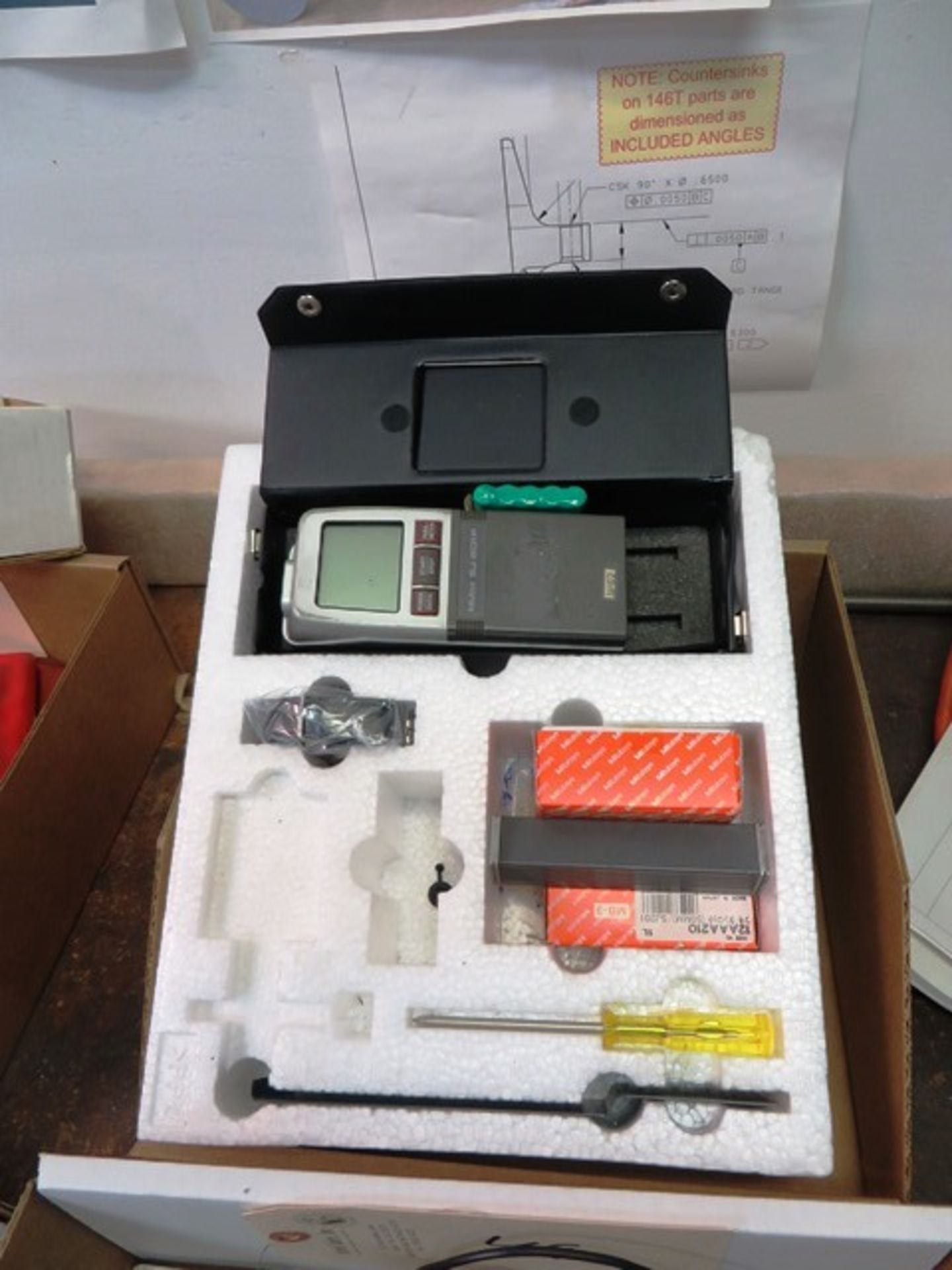 Mitutoyo Model SJ-201P Surface Roughness Tester