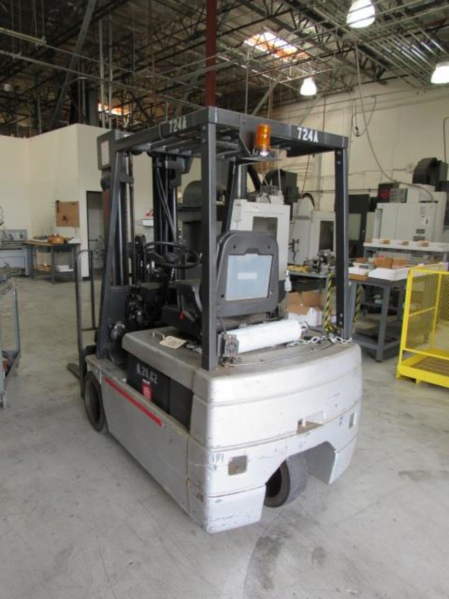 Nissan Model FB18MK-2 3,000lb Capacity Electric Forklift - Image 4 of 7