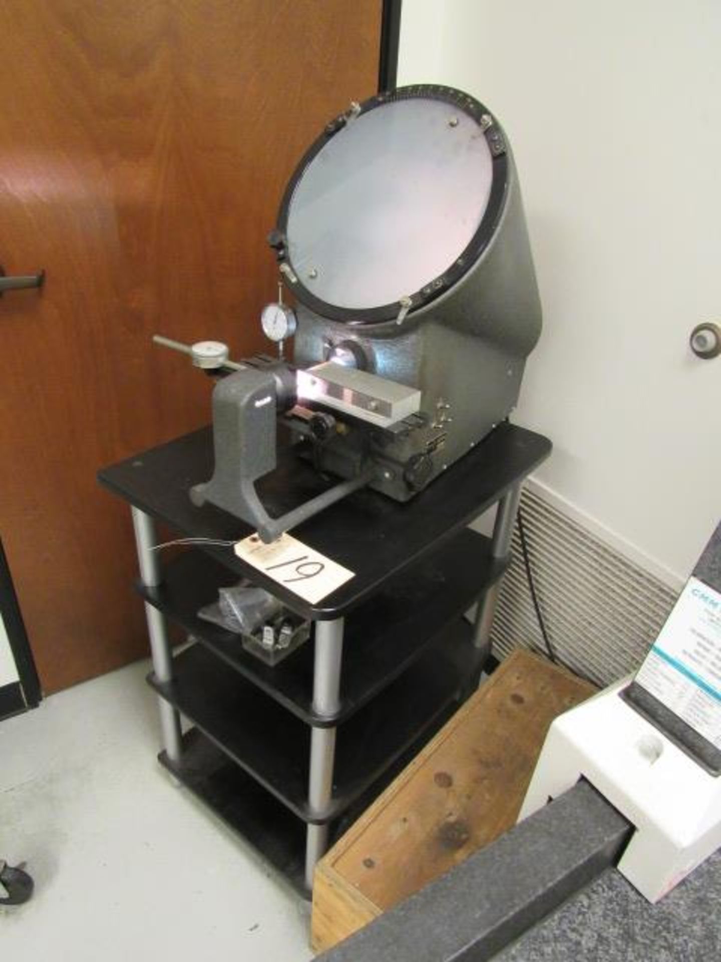 Microvu 500hp 12'' Optical Comparator - Image 3 of 5