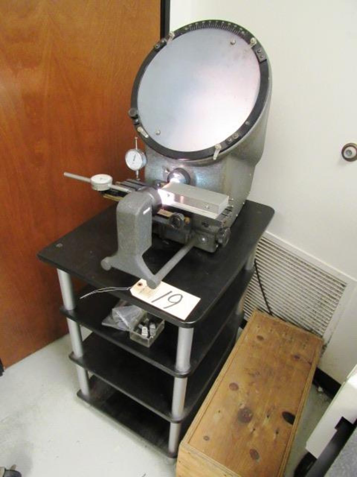 Microvu 500hp 12'' Optical Comparator