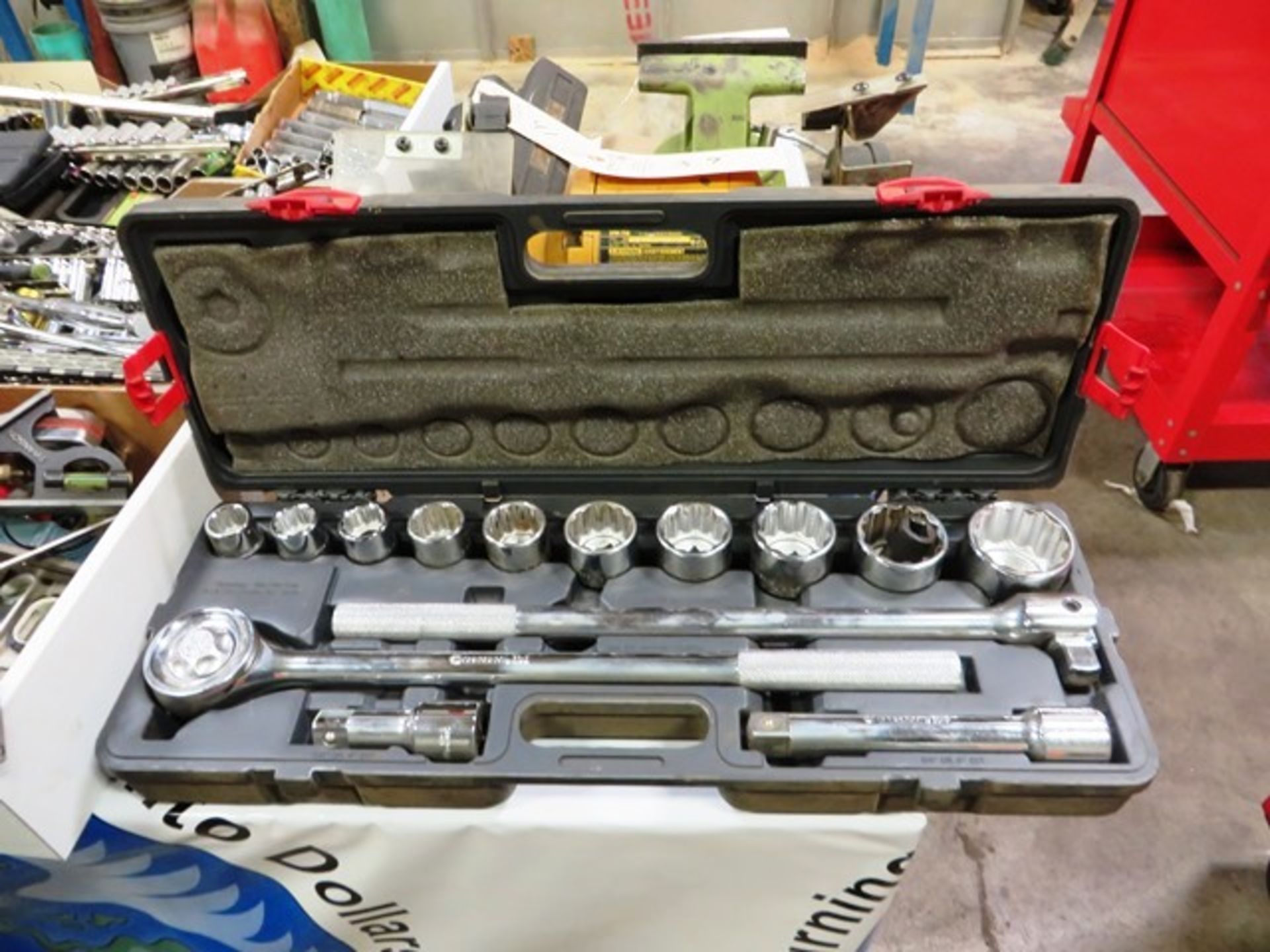 Crescent 14 Piece Socket Set