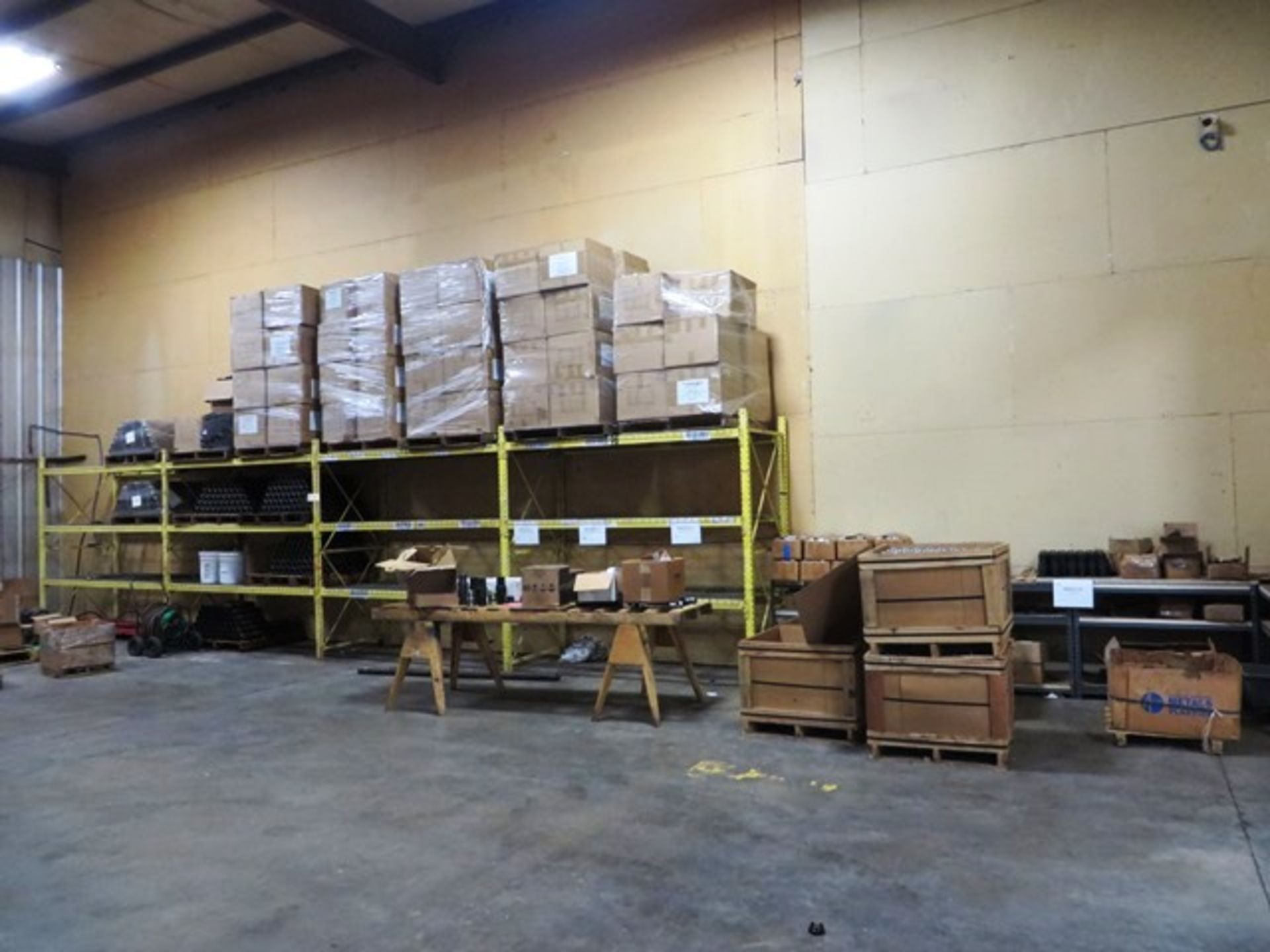 4 Sections of Pallet Racking & Shelving with Contents