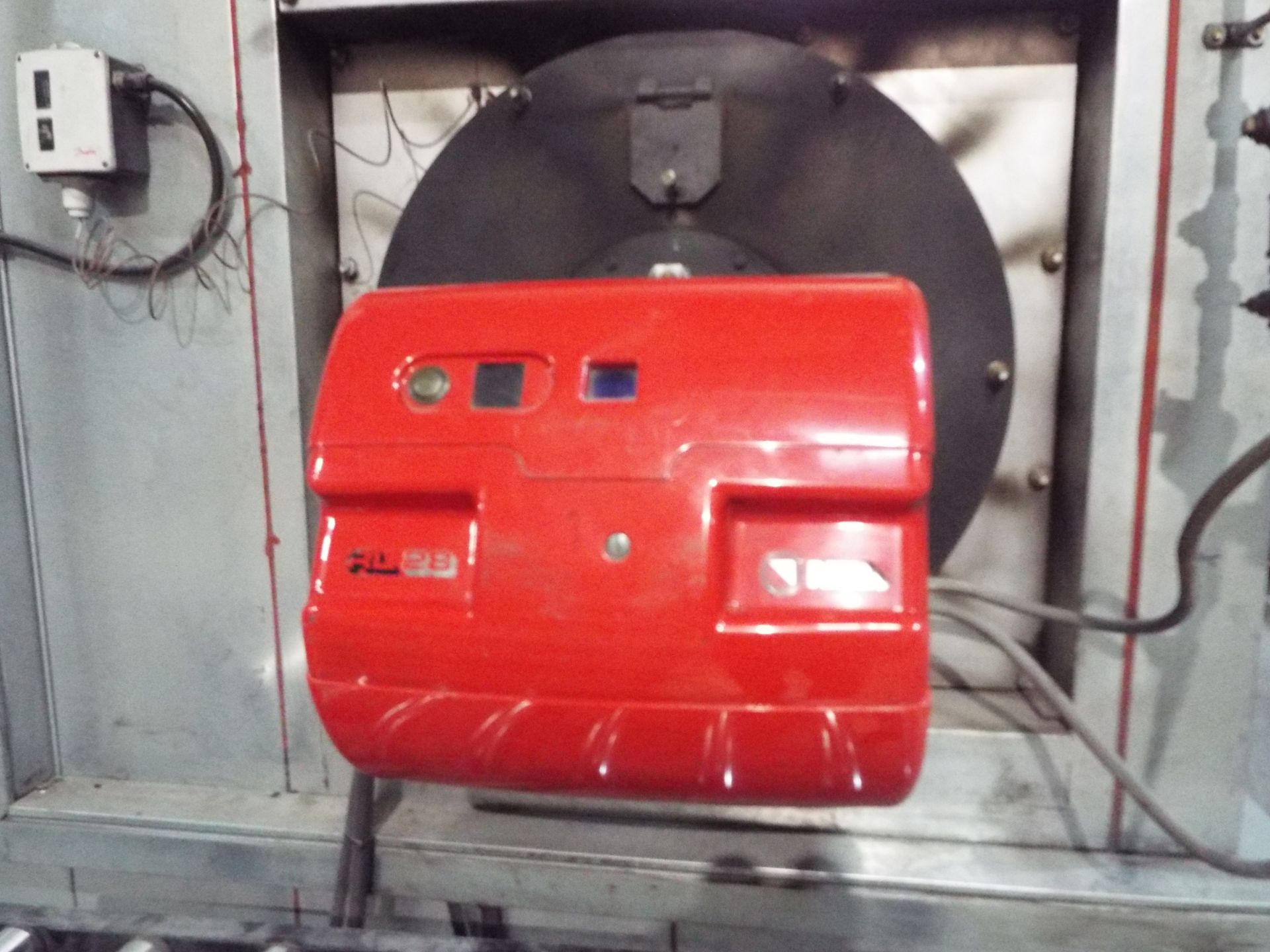 Shuttle Type Fan Assisted Curing Oven & Infeed/Outfeed Overhead Conveyor - Image 4 of 8