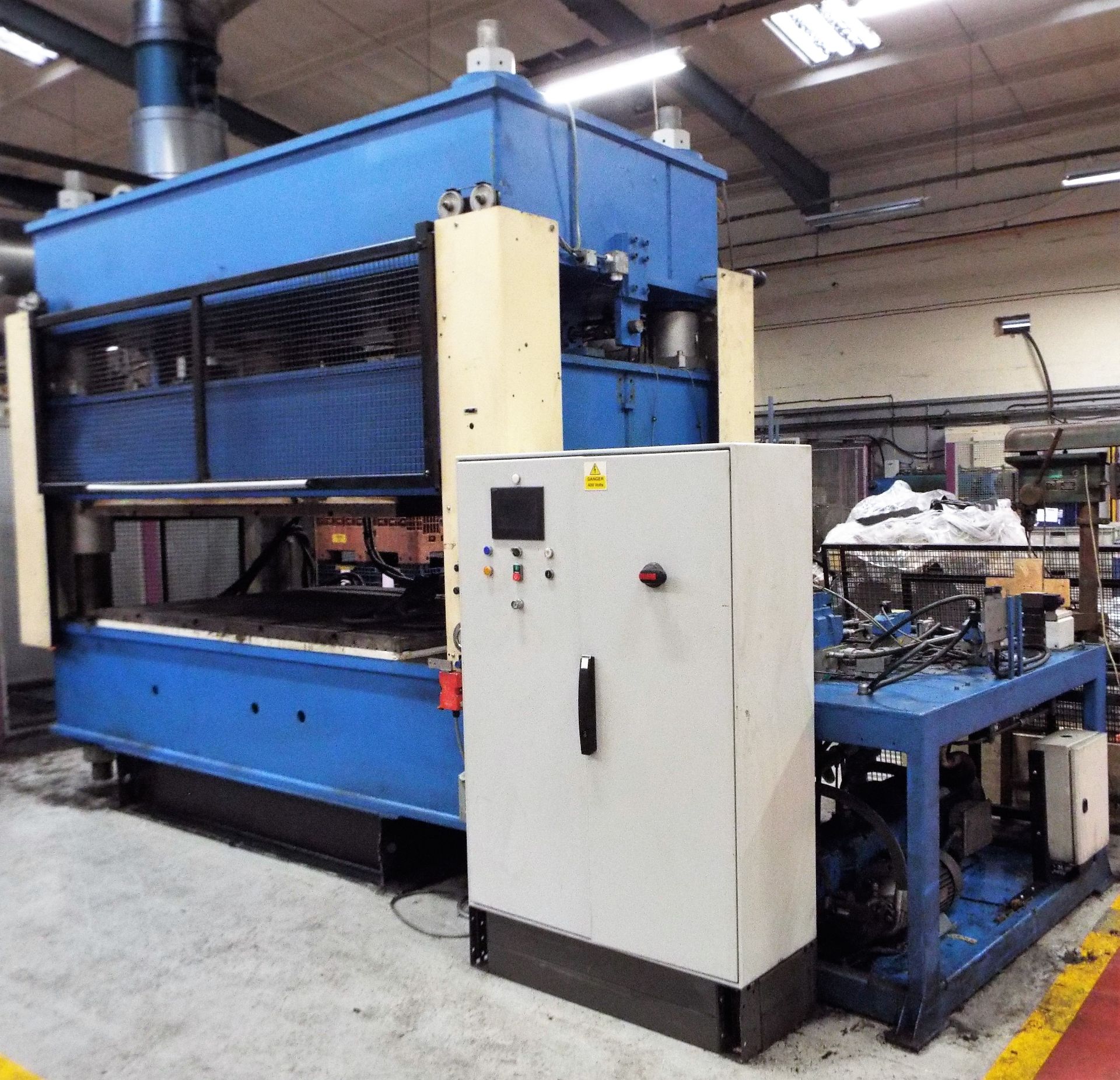 Hounsell 300t Composite Compression Moulding Press - Image 2 of 7